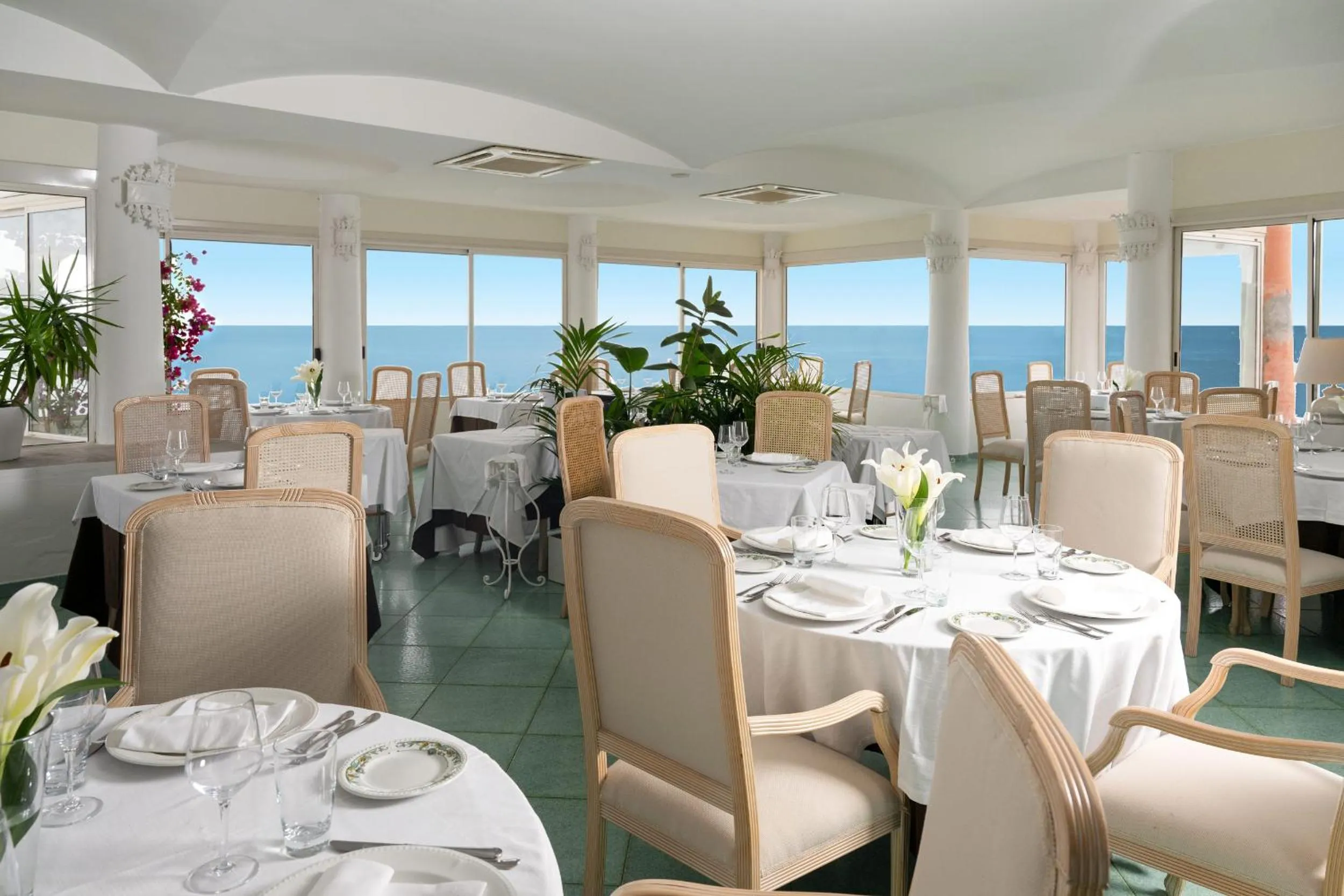 Restaurant/places to eat in Hotel Punta Rossa