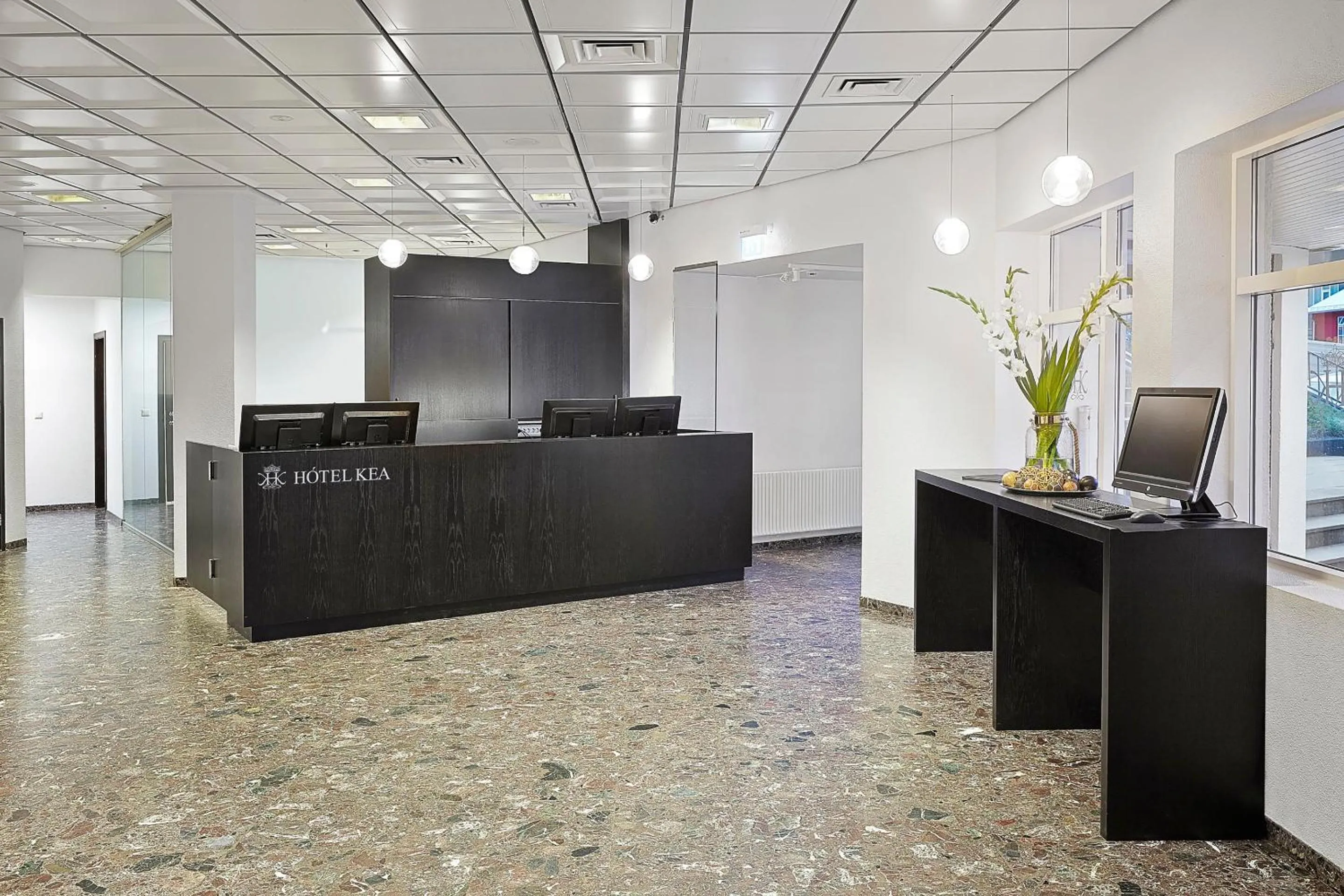 Lobby or reception in Hotel Kea by Keahotels