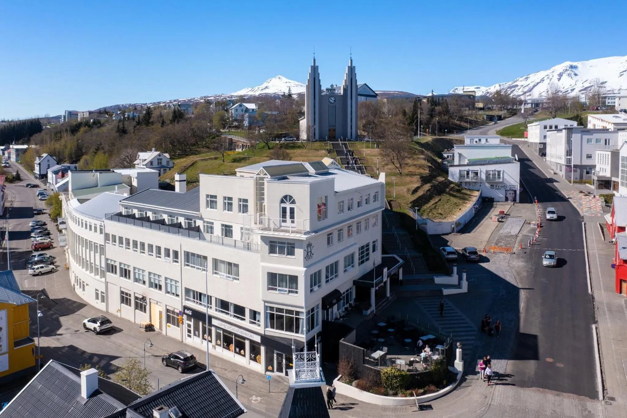 Facade/entrance in Hotel Kea by Keahotels