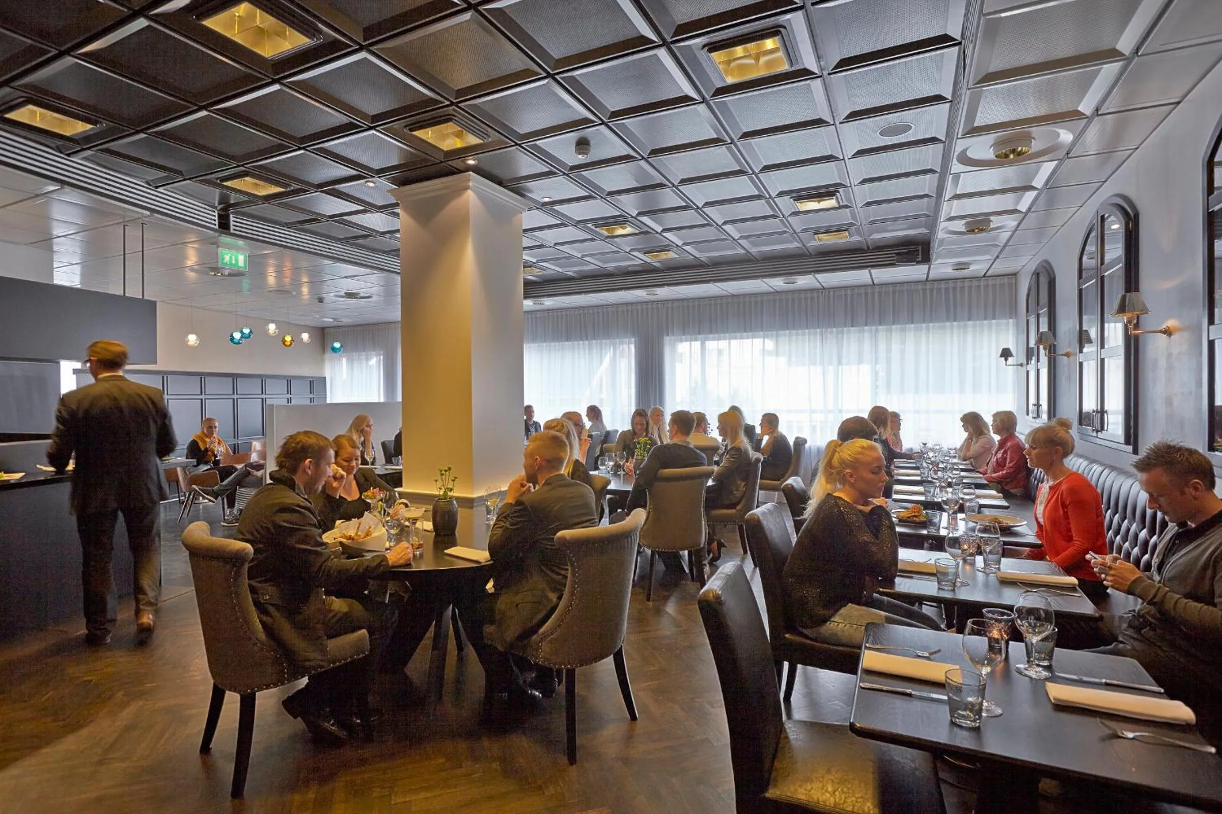 Restaurant/places to eat in Hotel Kea by Keahotels