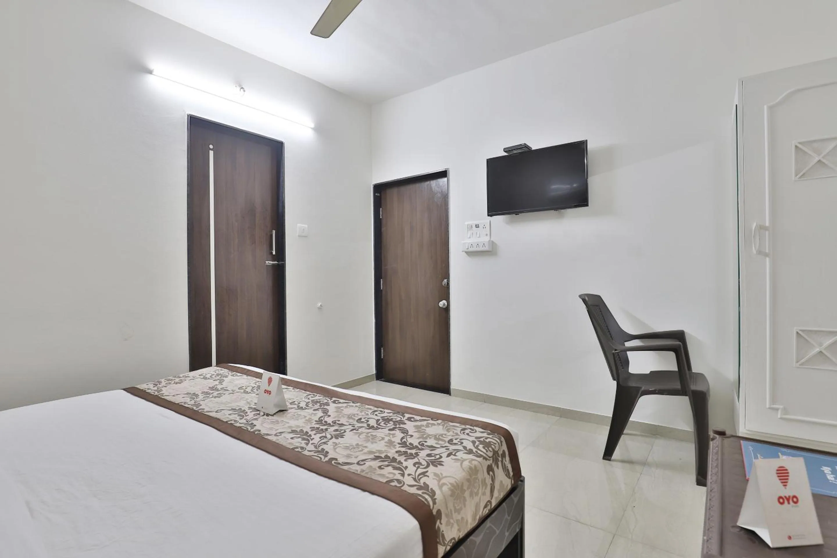 Photo of the whole room, Bed in Nova Hotel Star Palace