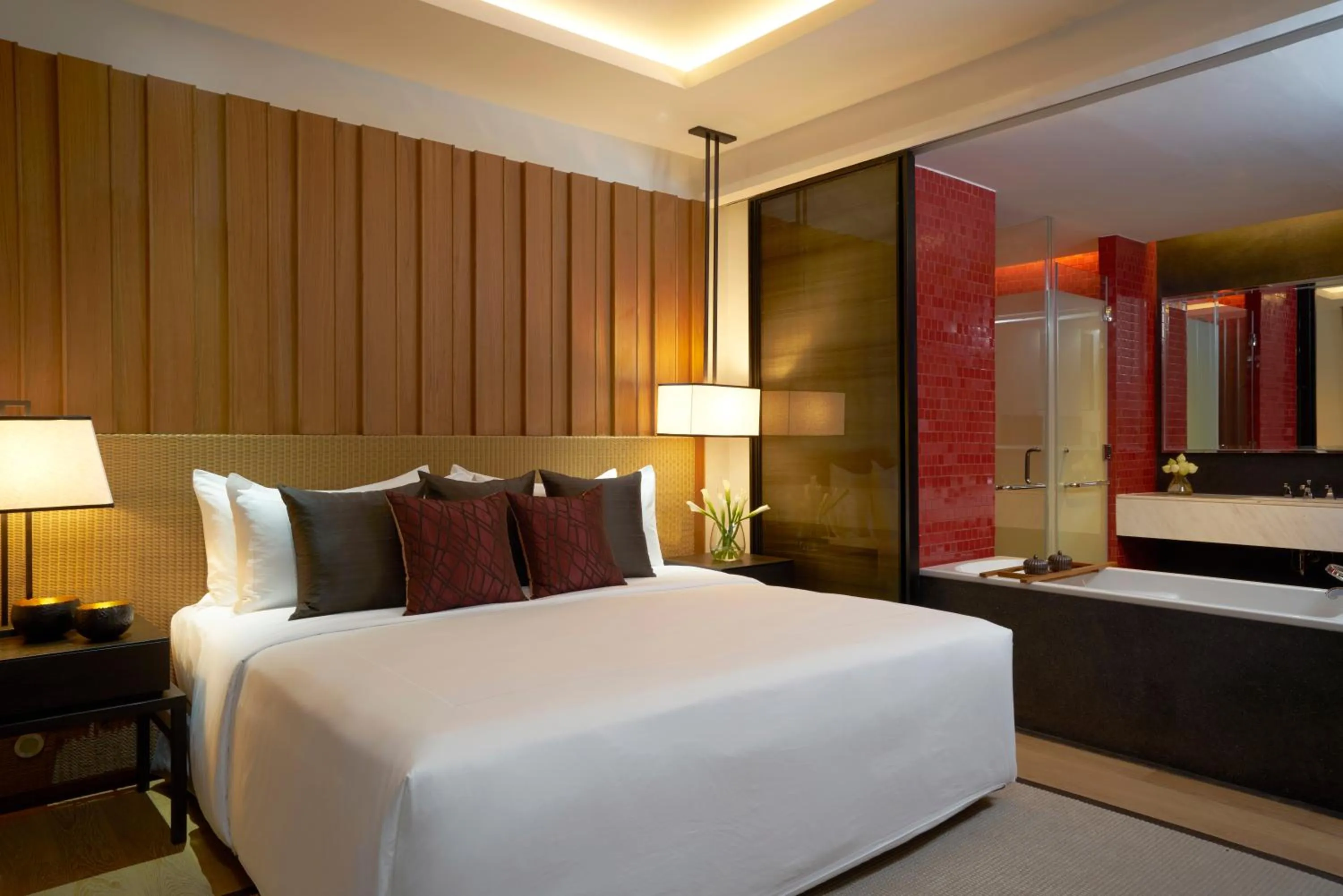Bedroom, Bed in Anantara Chiang Mai Serviced Suites