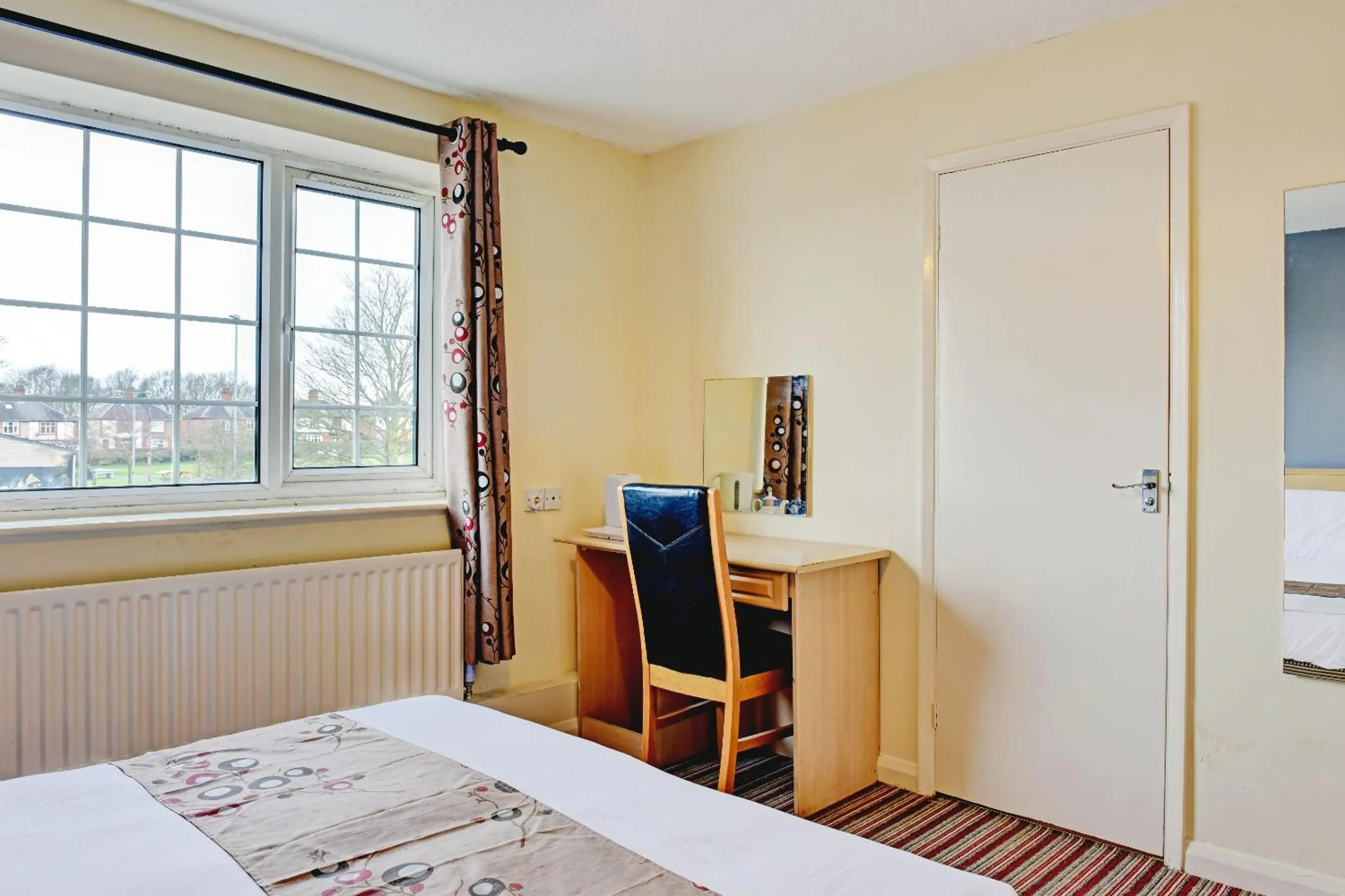 Bedroom in Shilton Inn By OYO Leicester