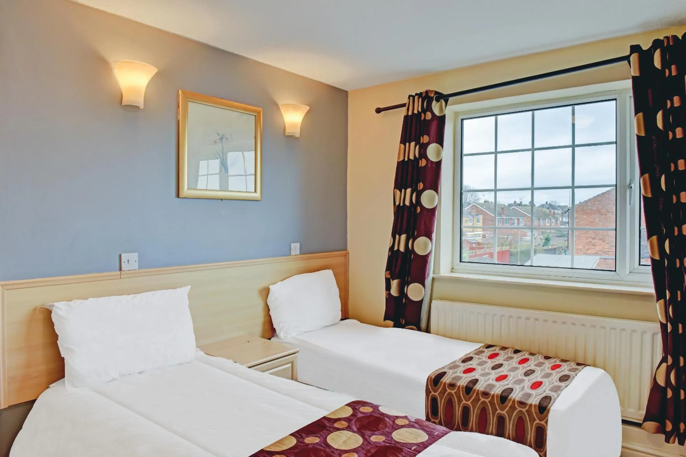 Bedroom in Shilton Inn By OYO Leicester