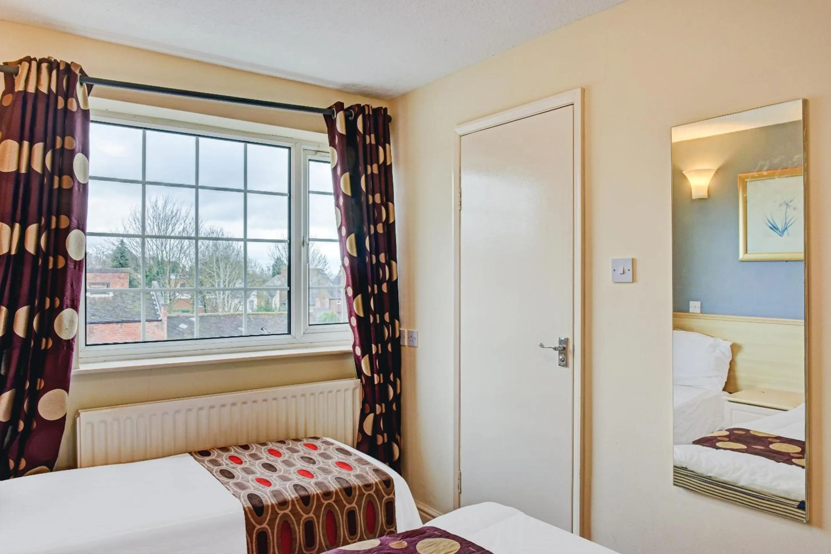 Bedroom in Shilton Inn By OYO Leicester