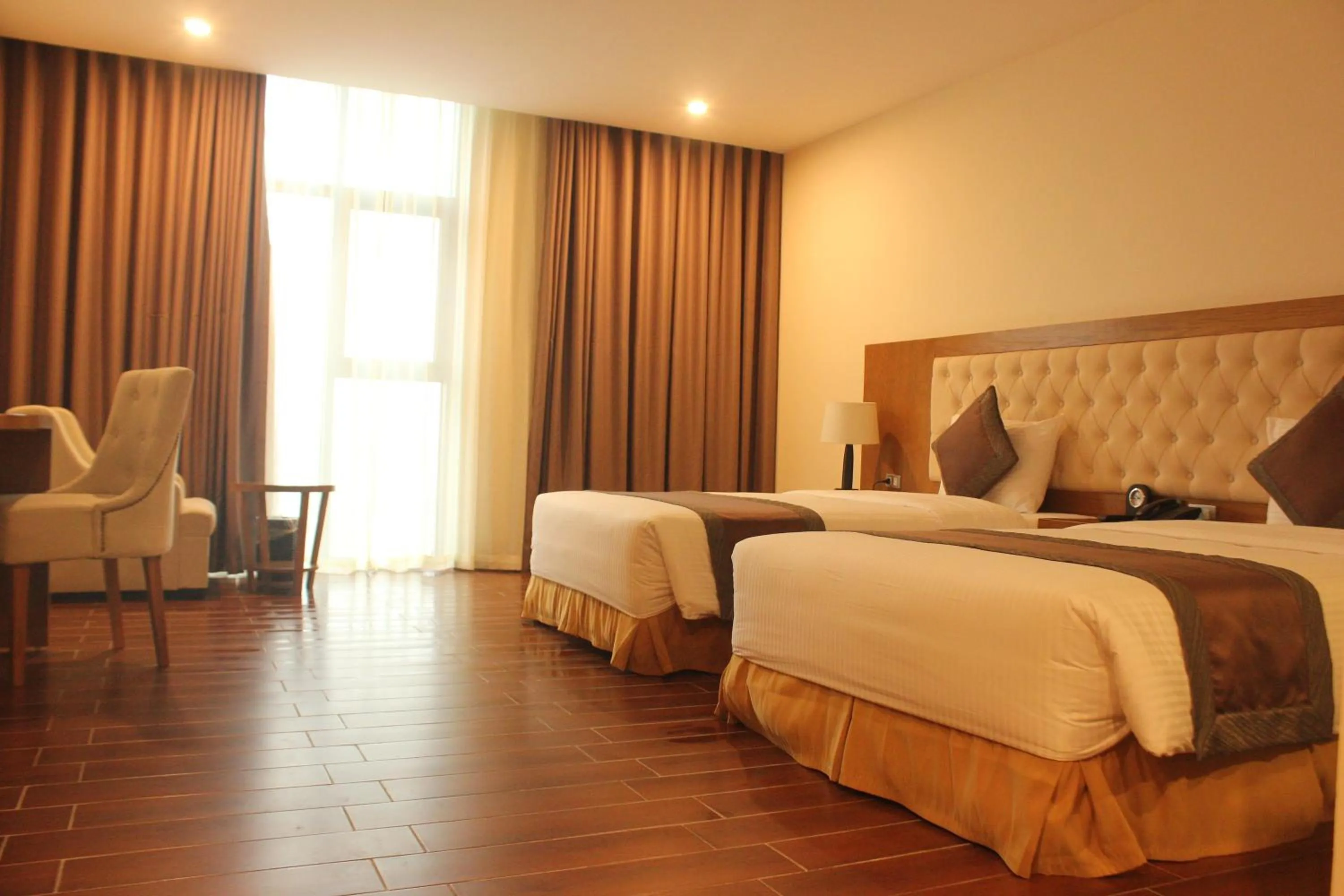 Bedroom, Bed in Muong Thanh Cua Dong Hotel