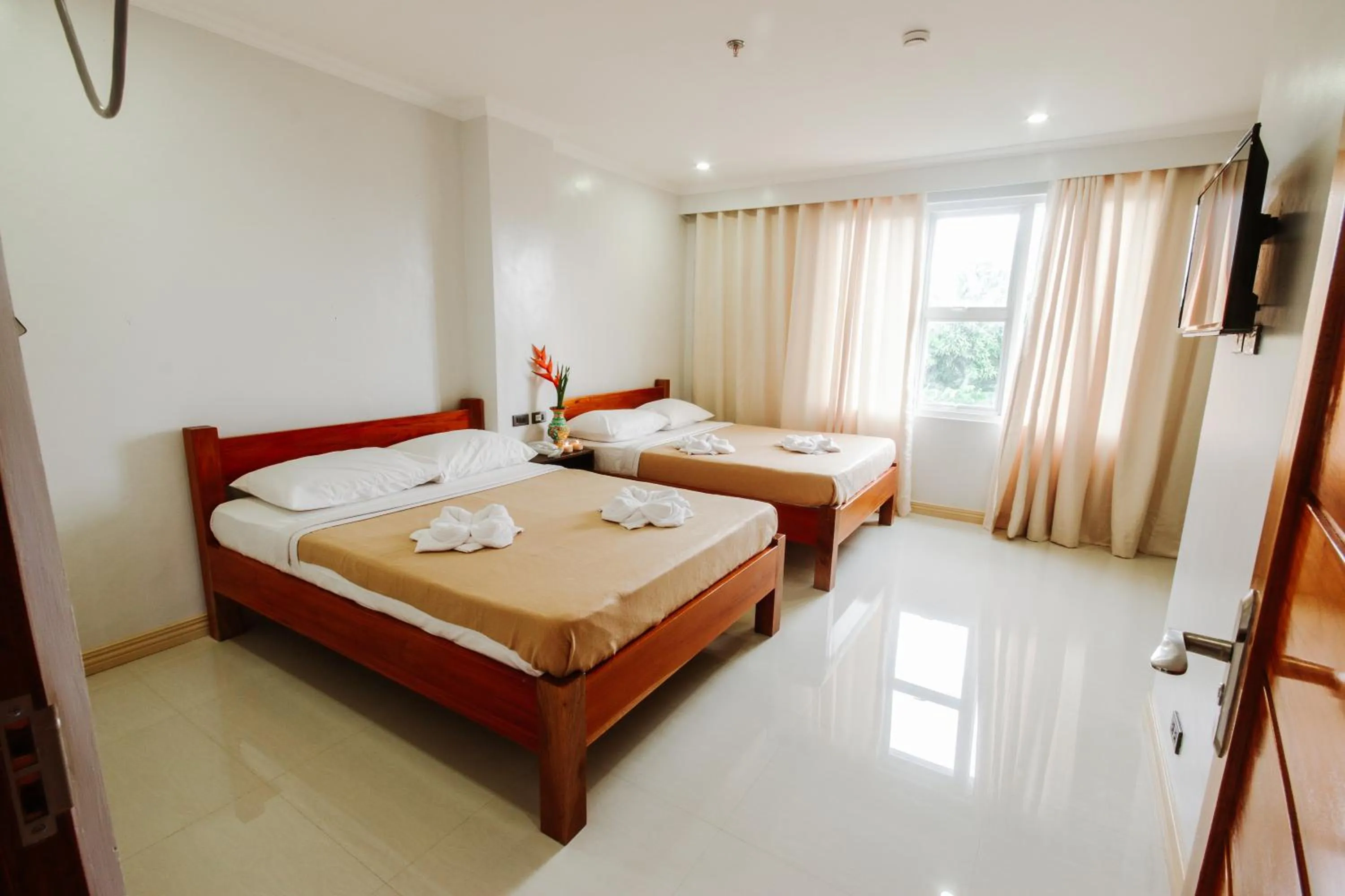 Quadruple Room in Hotel Lapira