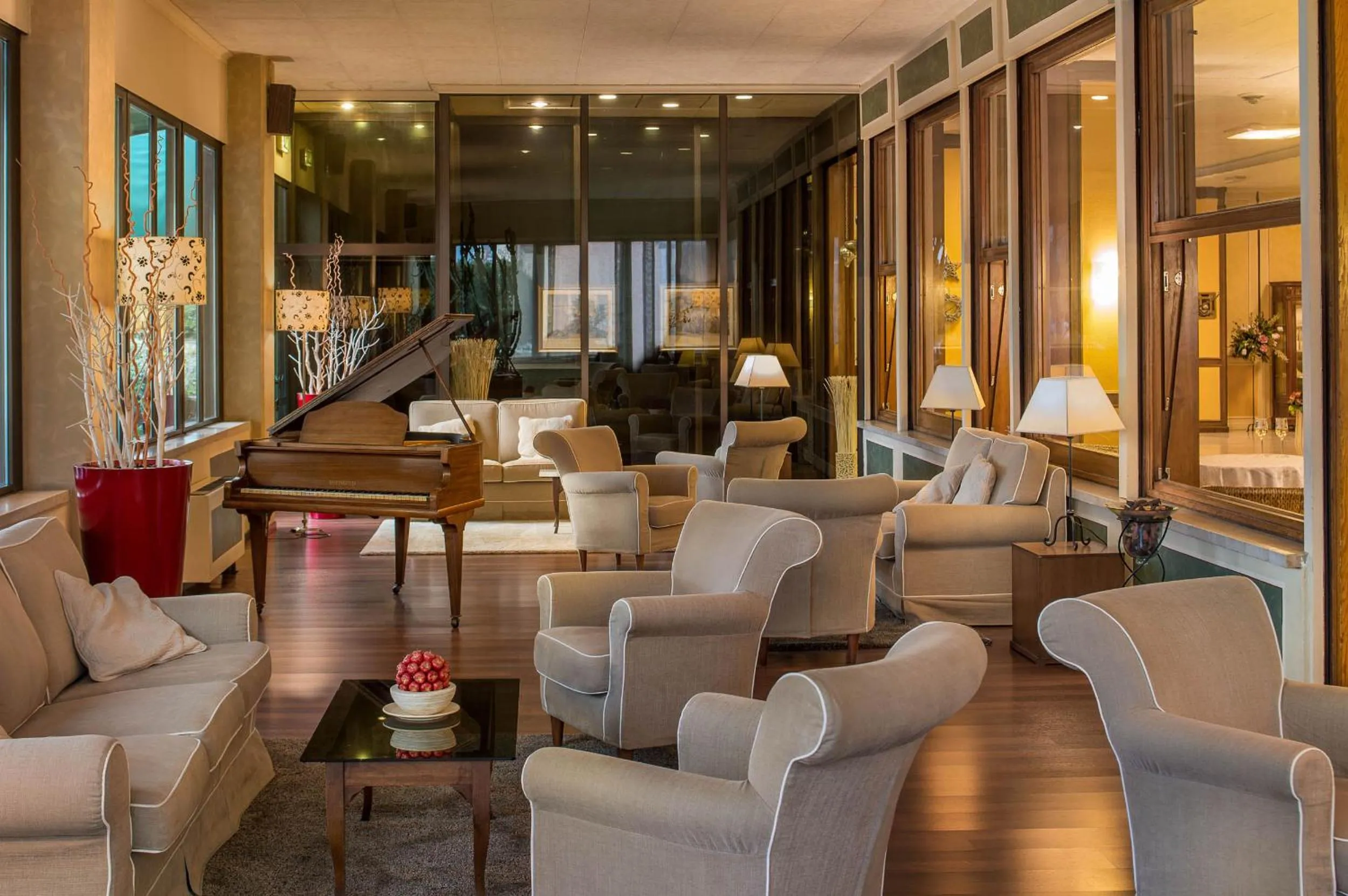 Restaurant/places to eat in Hotel Ambasciatori