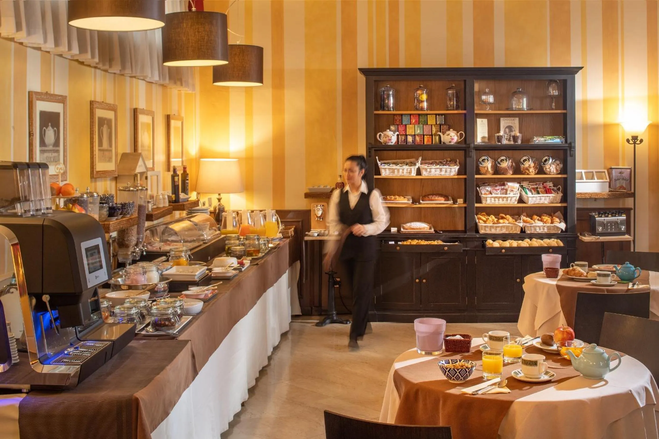 Buffet breakfast in Hotel Ambasciatori