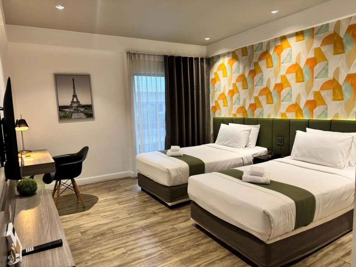 Photo of the whole room, Bed in Mittapan Hotel