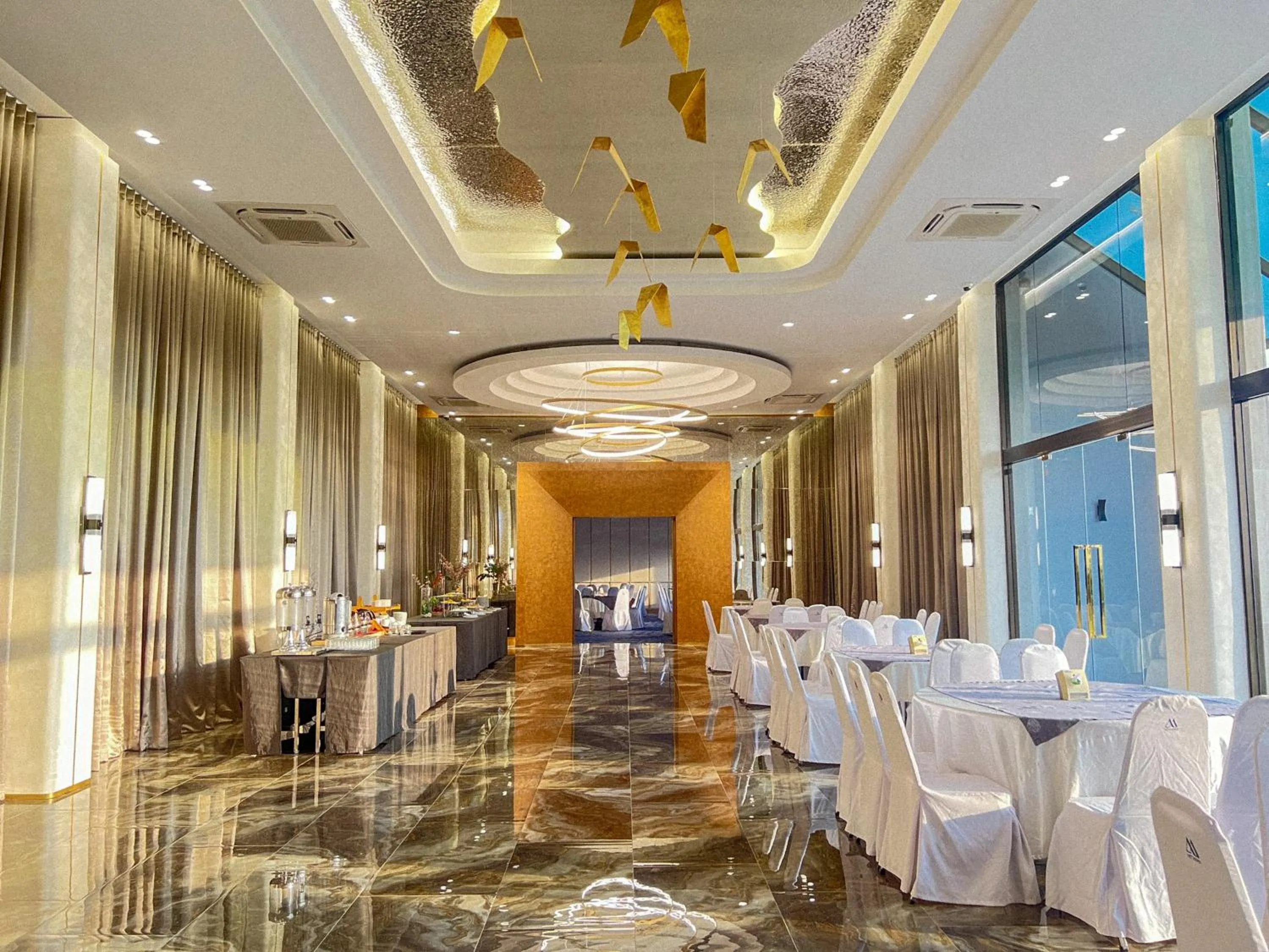 Meeting/conference room in Mittapan Hotel