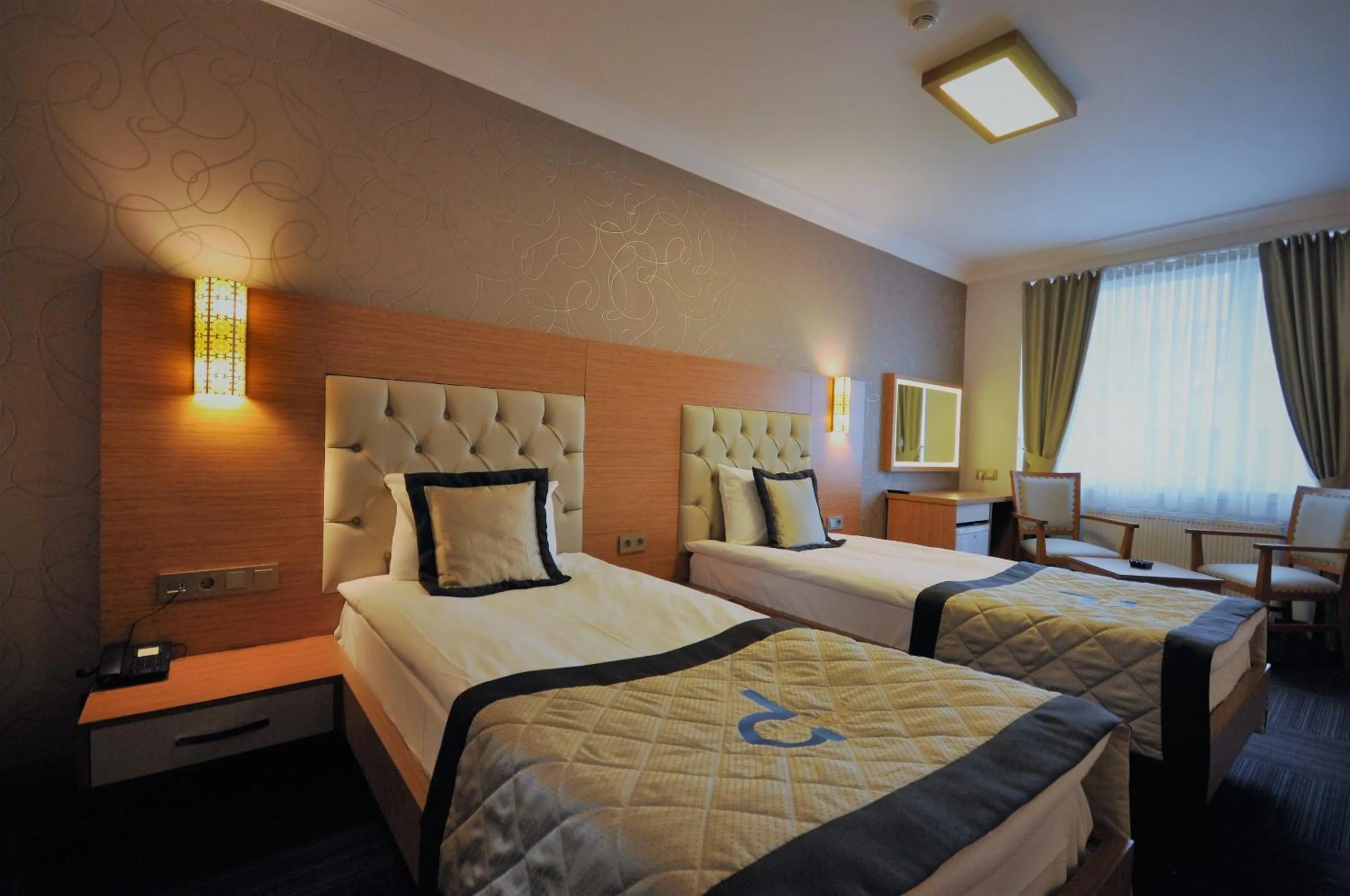 Photo of the whole room, Bed in Double Comfort Hotel