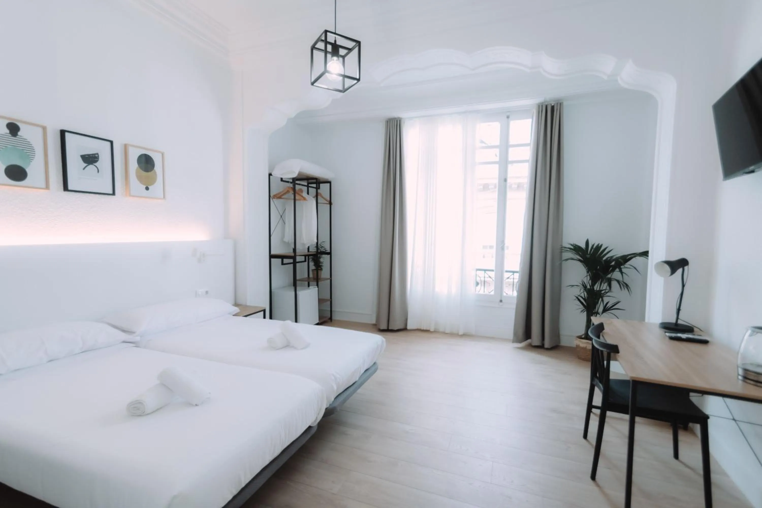 TV and multimedia, Bed in Concept Rooms