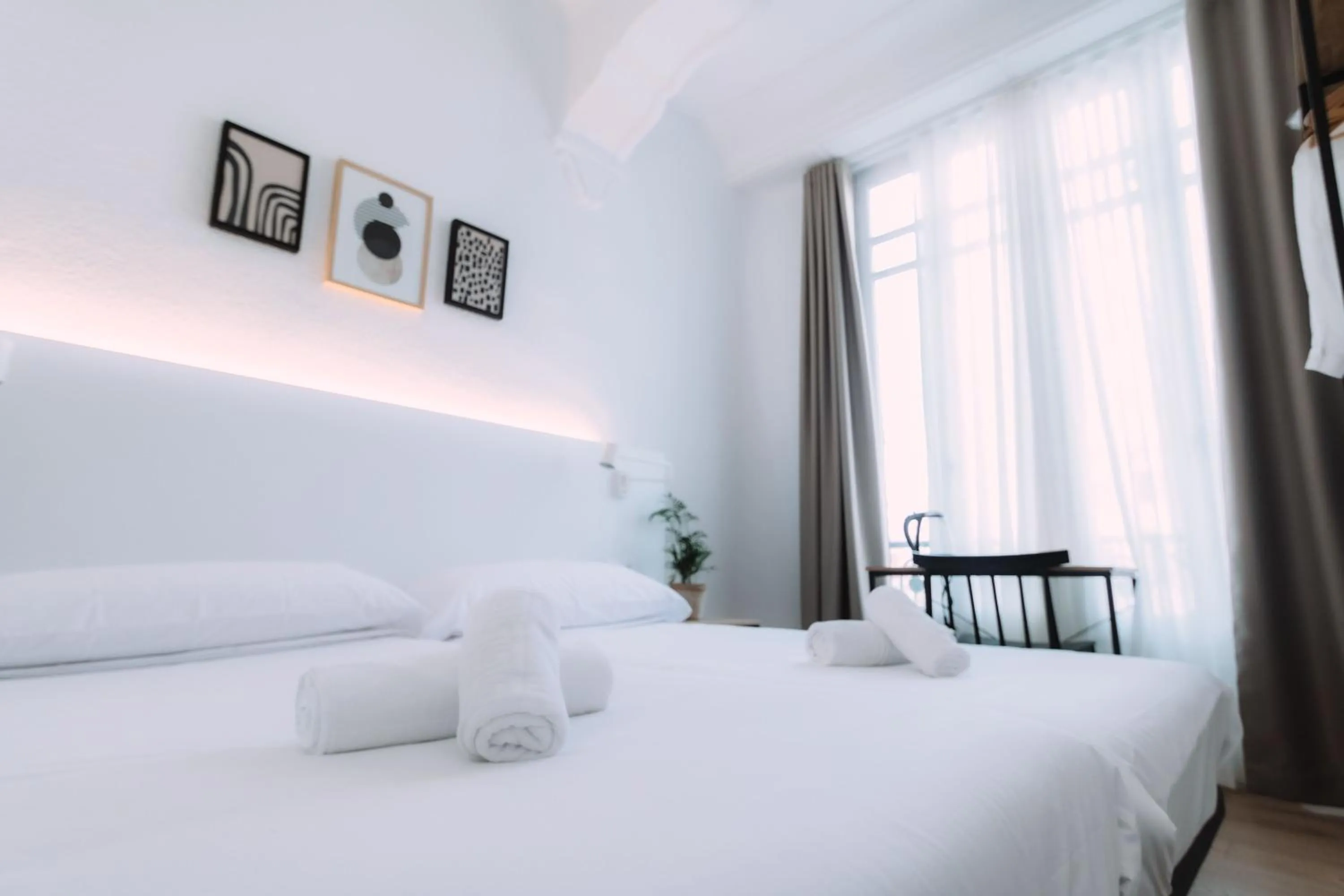 Bed in Concept Rooms