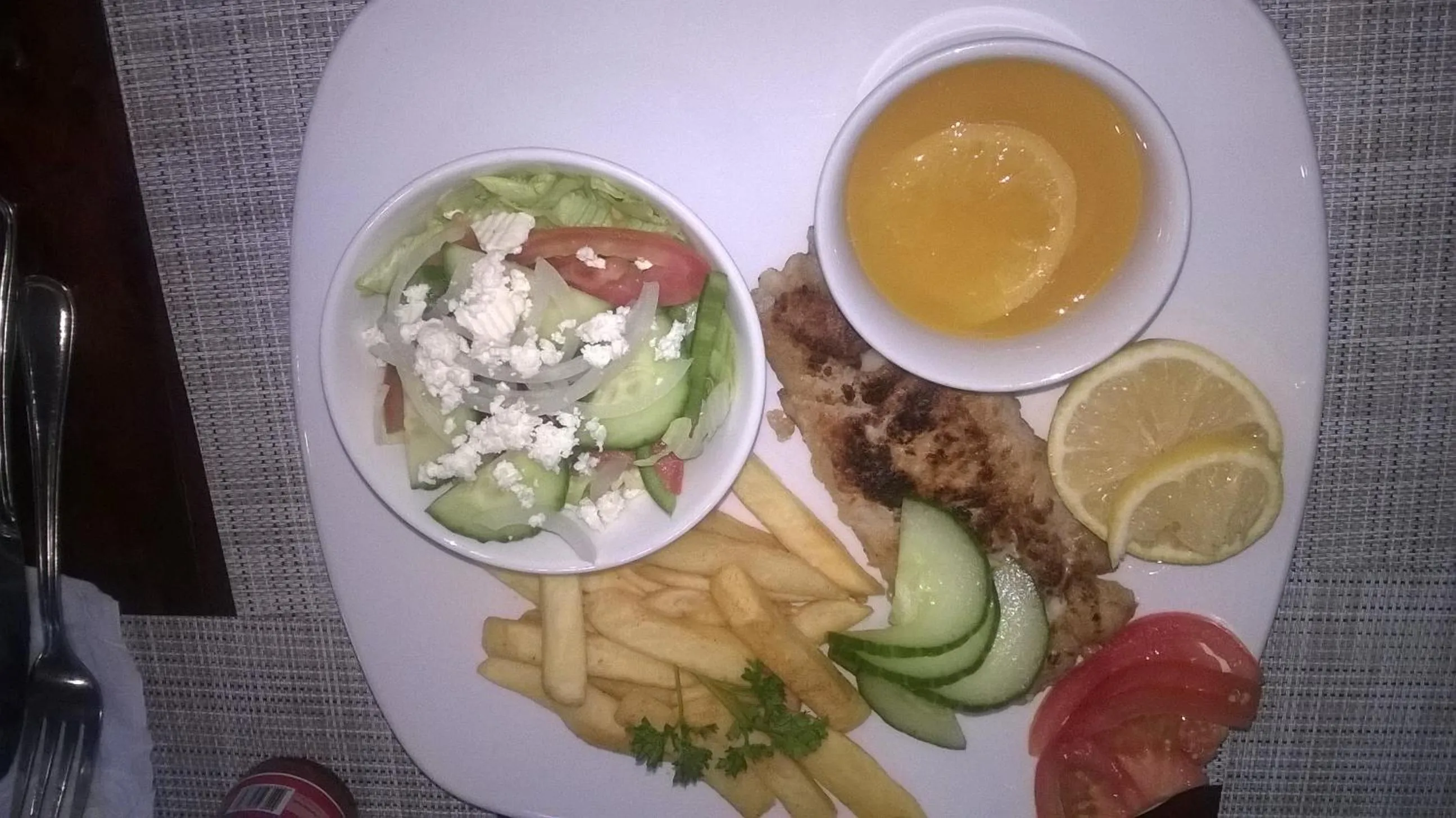 Food and drinks in Comfort Palace Guest House Kasane