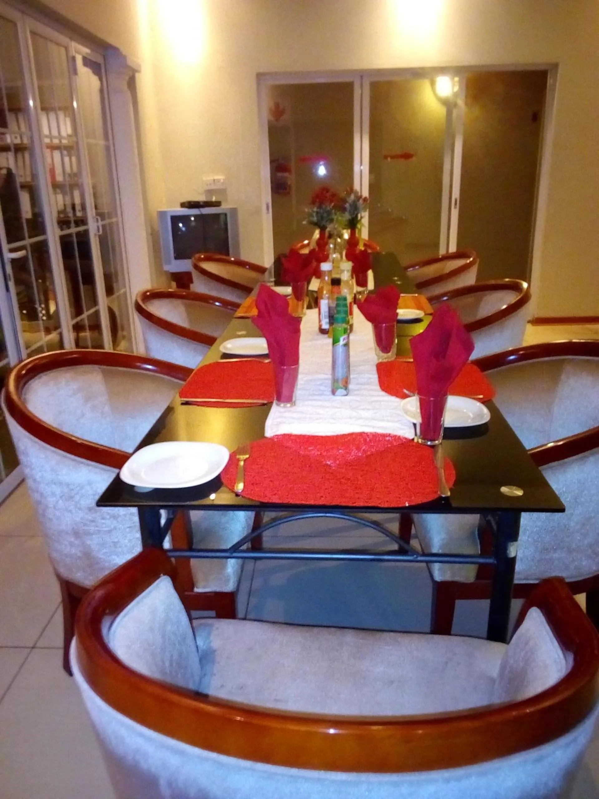 Restaurant/places to eat in Comfort Palace Guest House Kasane