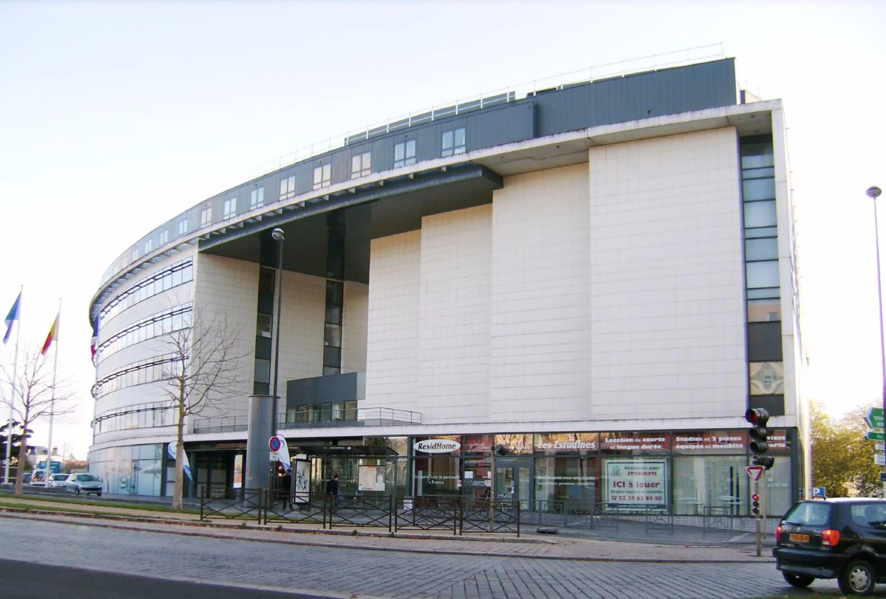 Facade/entrance in Séjours & Affaires Orléans Jeanne D'Arc