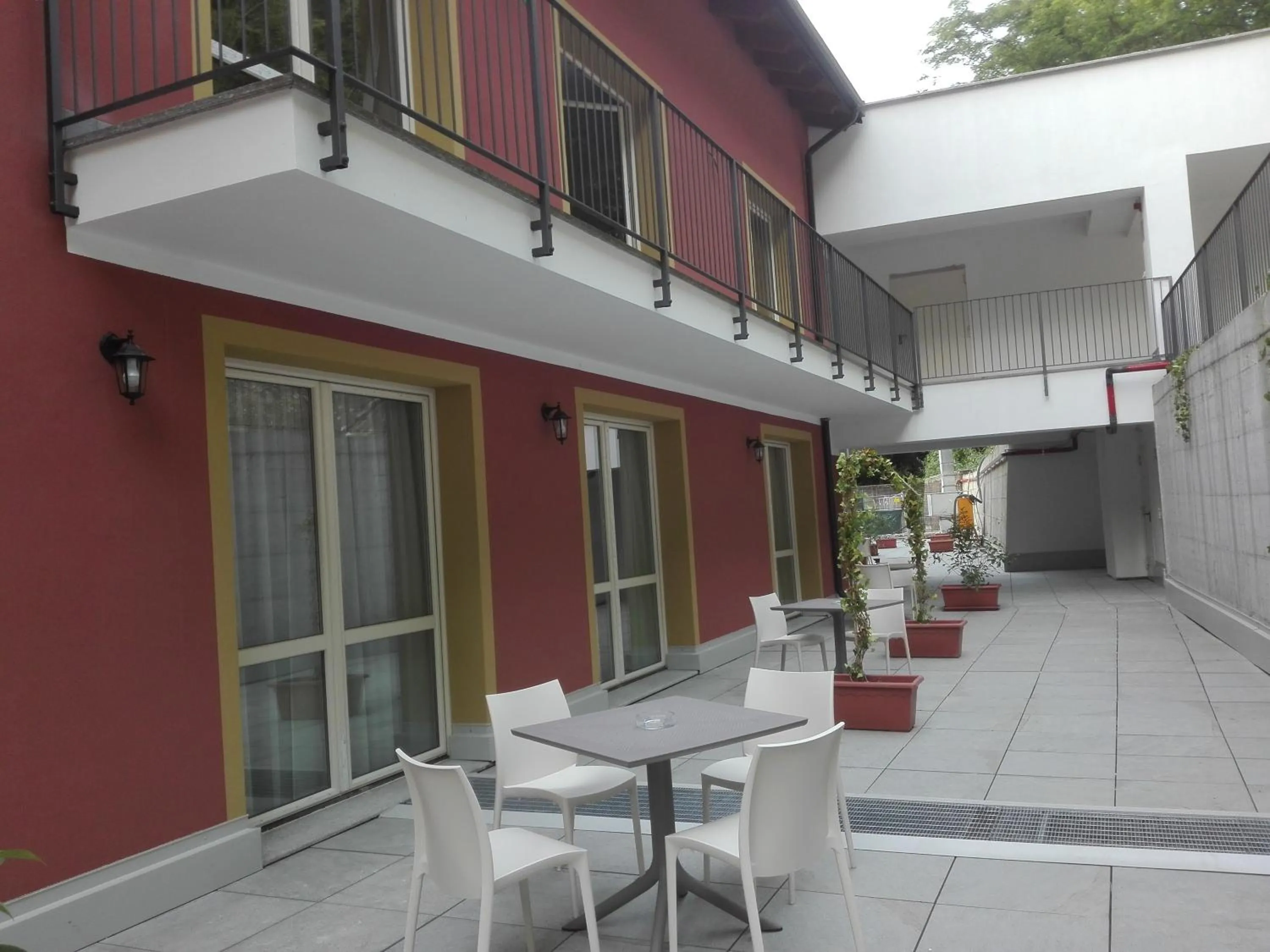 Property building in Hotel Bocciolo