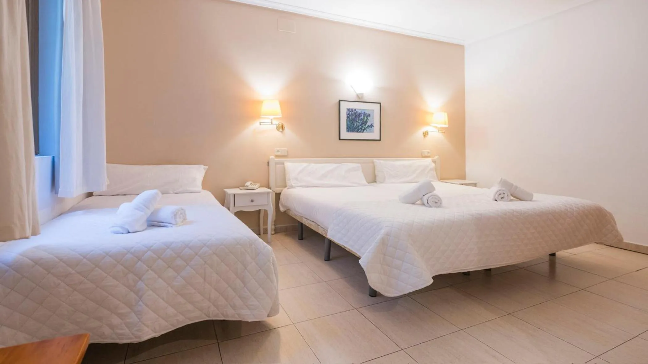 Bed in Hostal Centro