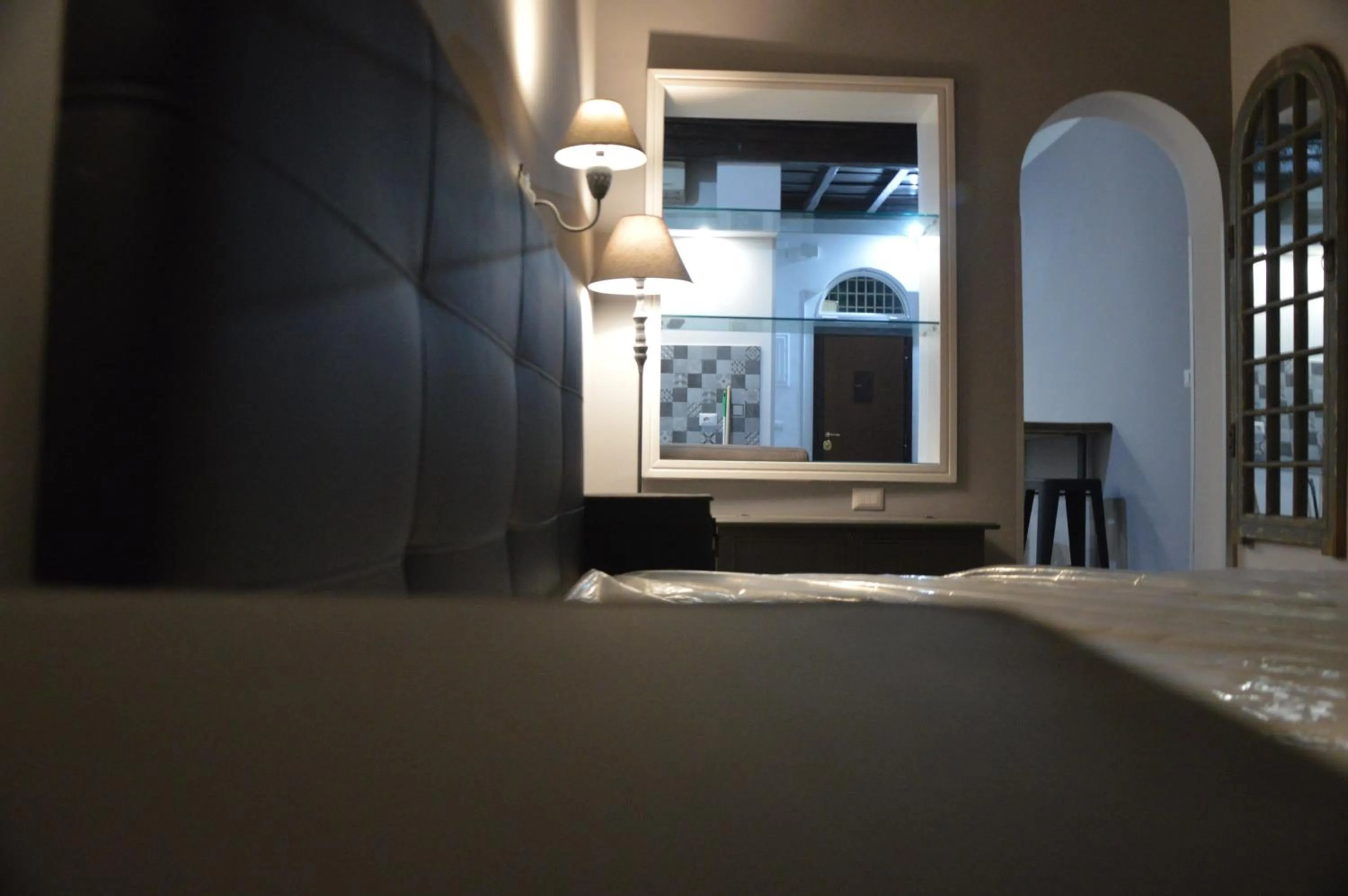 Decorative detail, Bed in SuityRHome RioneMonti118