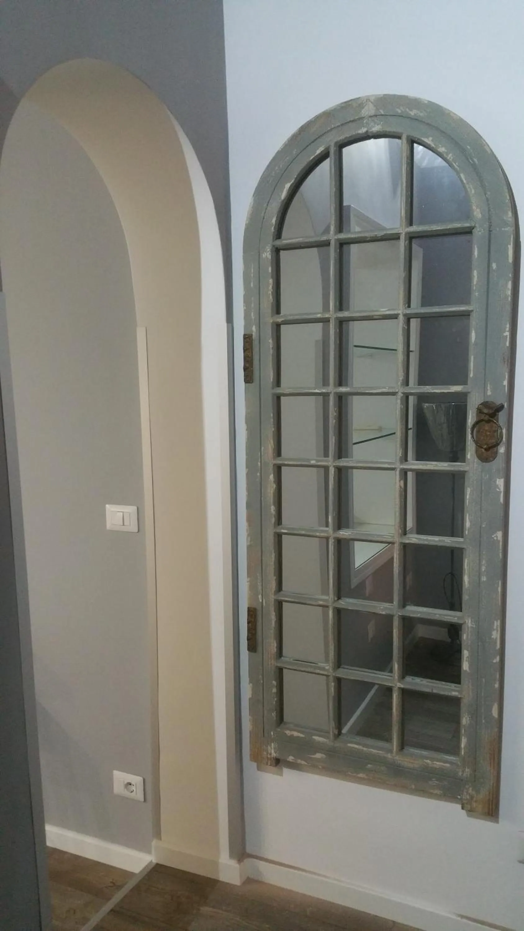 Decorative detail in SuityRHome RioneMonti118