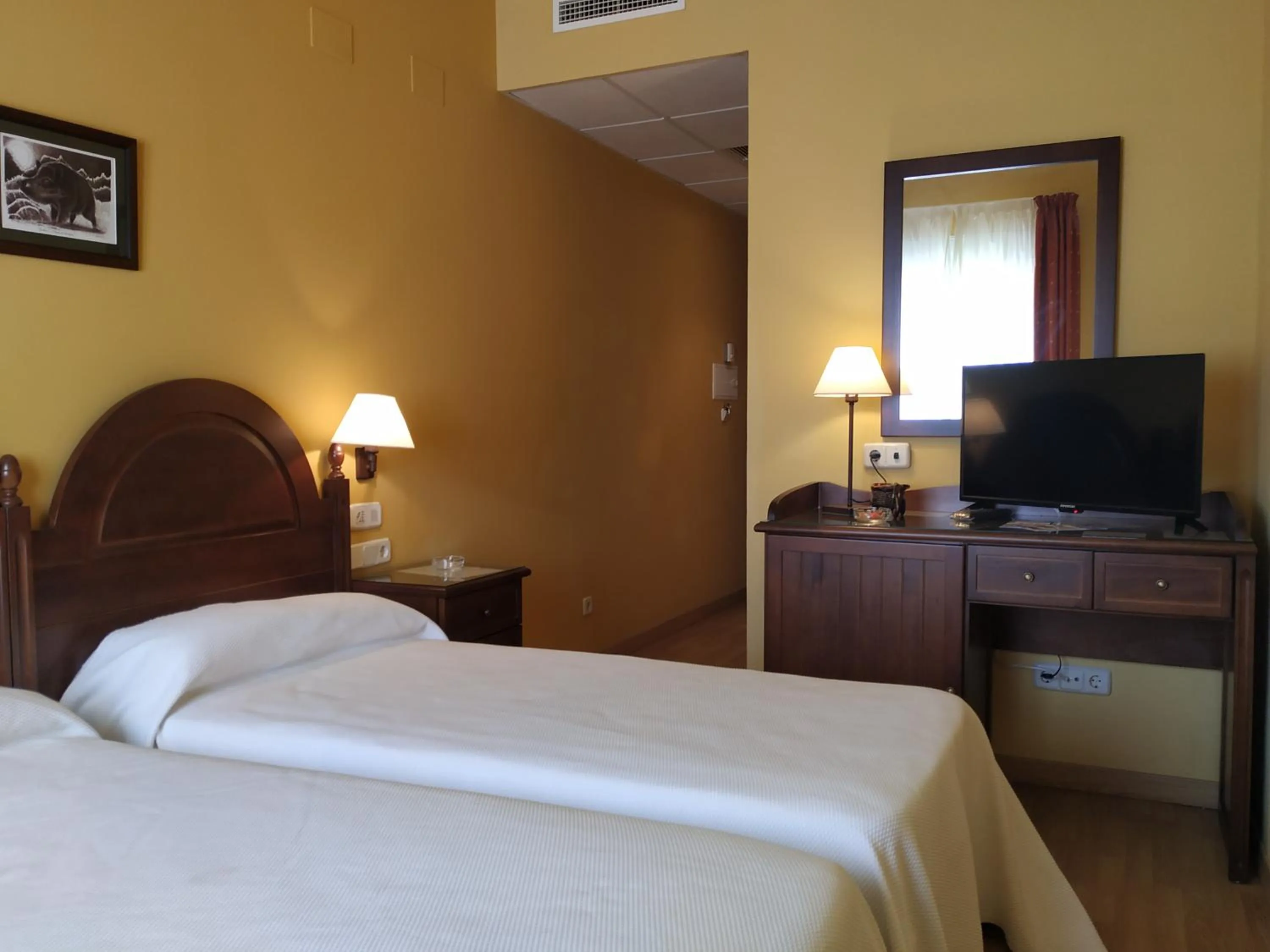 Photo of the whole room, Bed in Hotel Sierra de Andujar