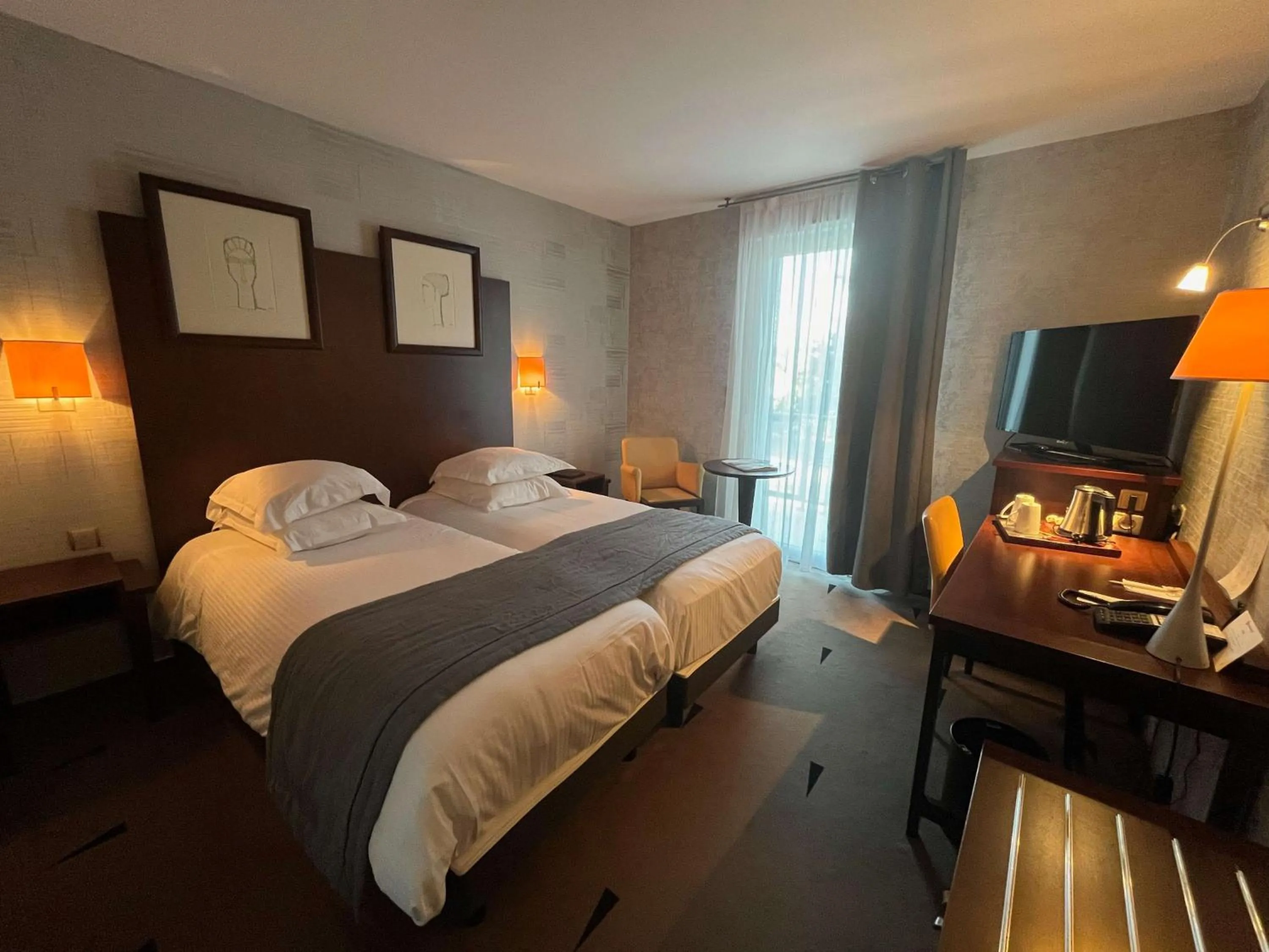 Bedroom, Bed in Best Western Plus La Fayette Hotel et SPA