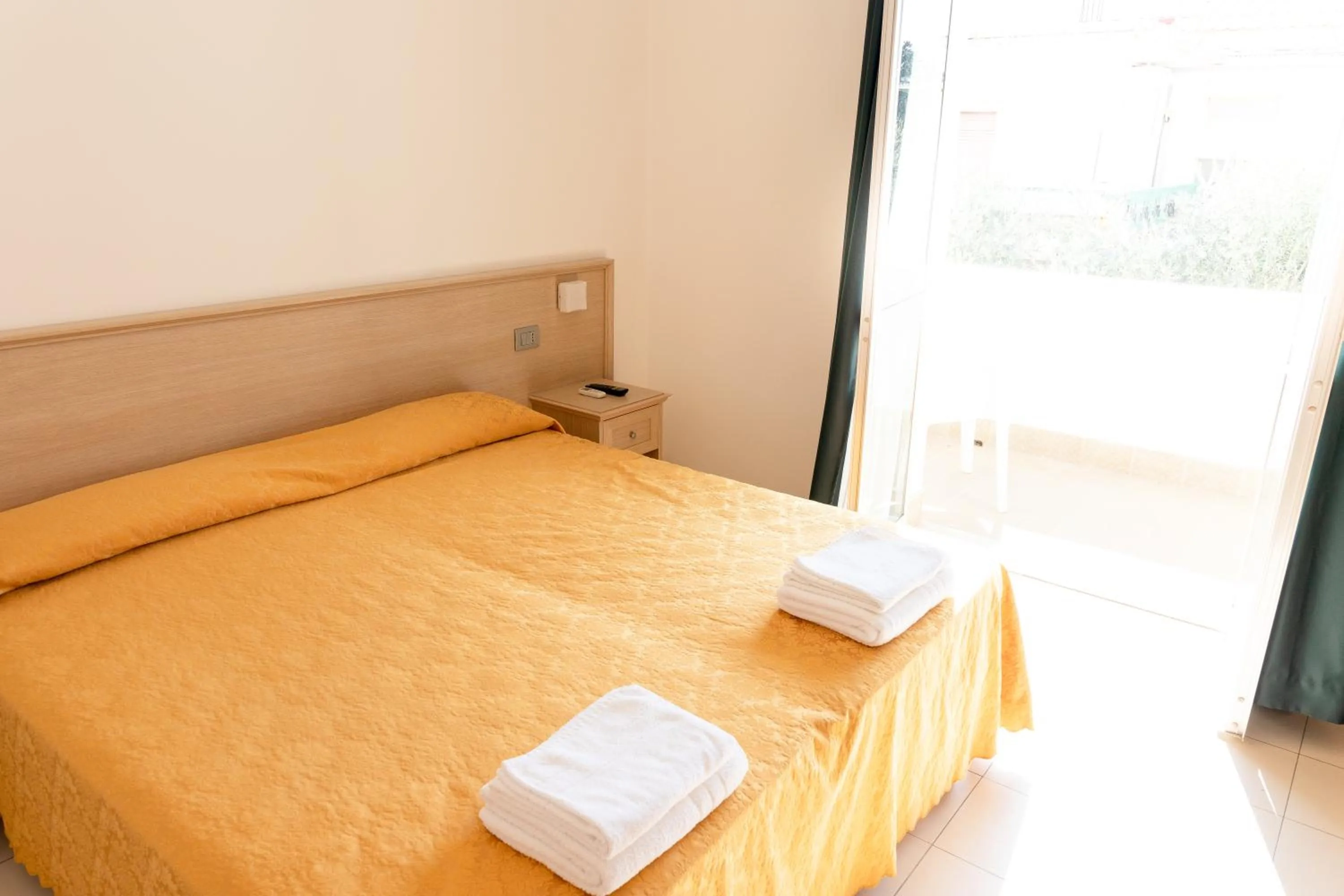 Bedroom, Bed in Hotel Capitano