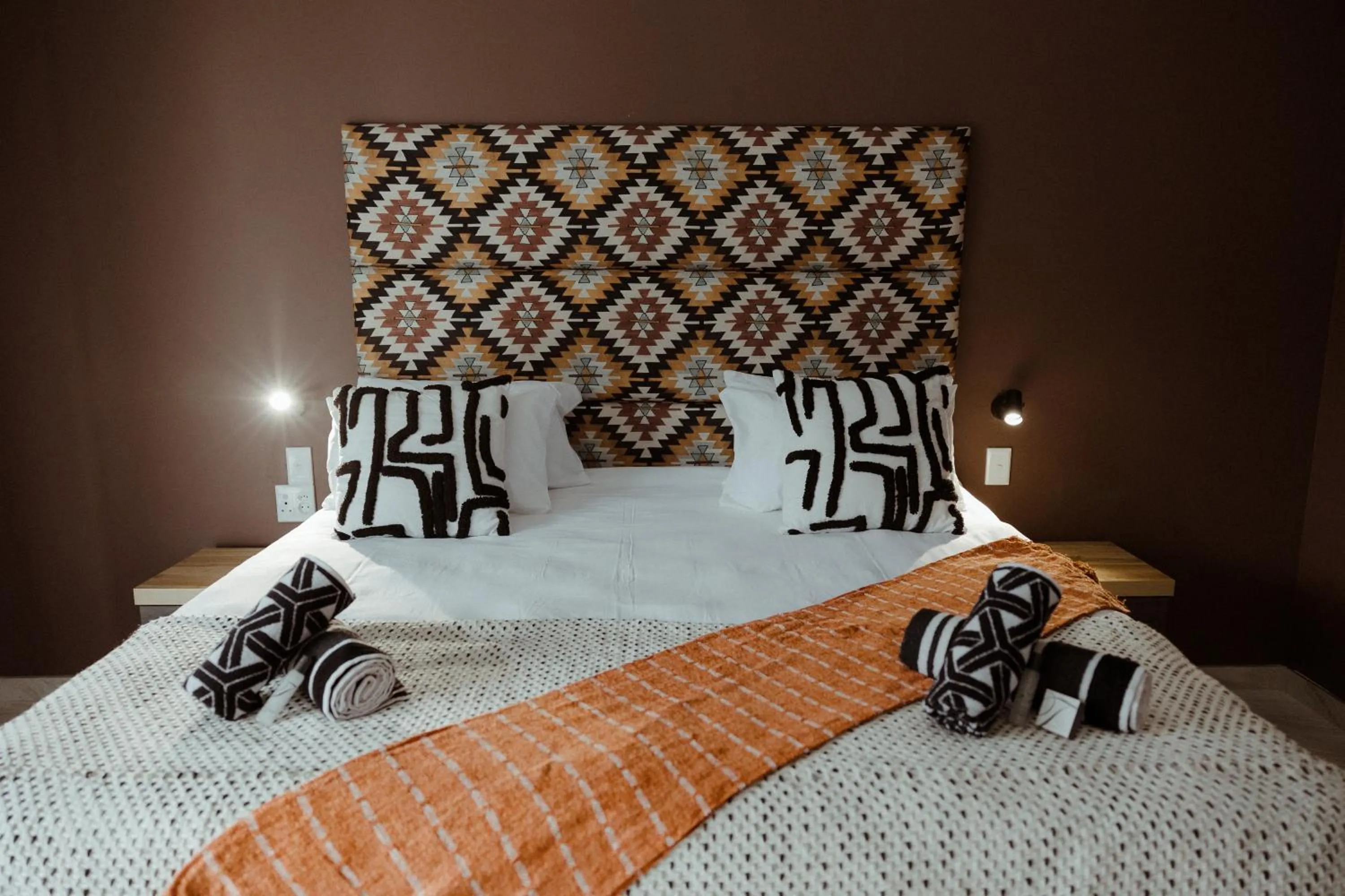 Bed in Out of Africa Town Lodge