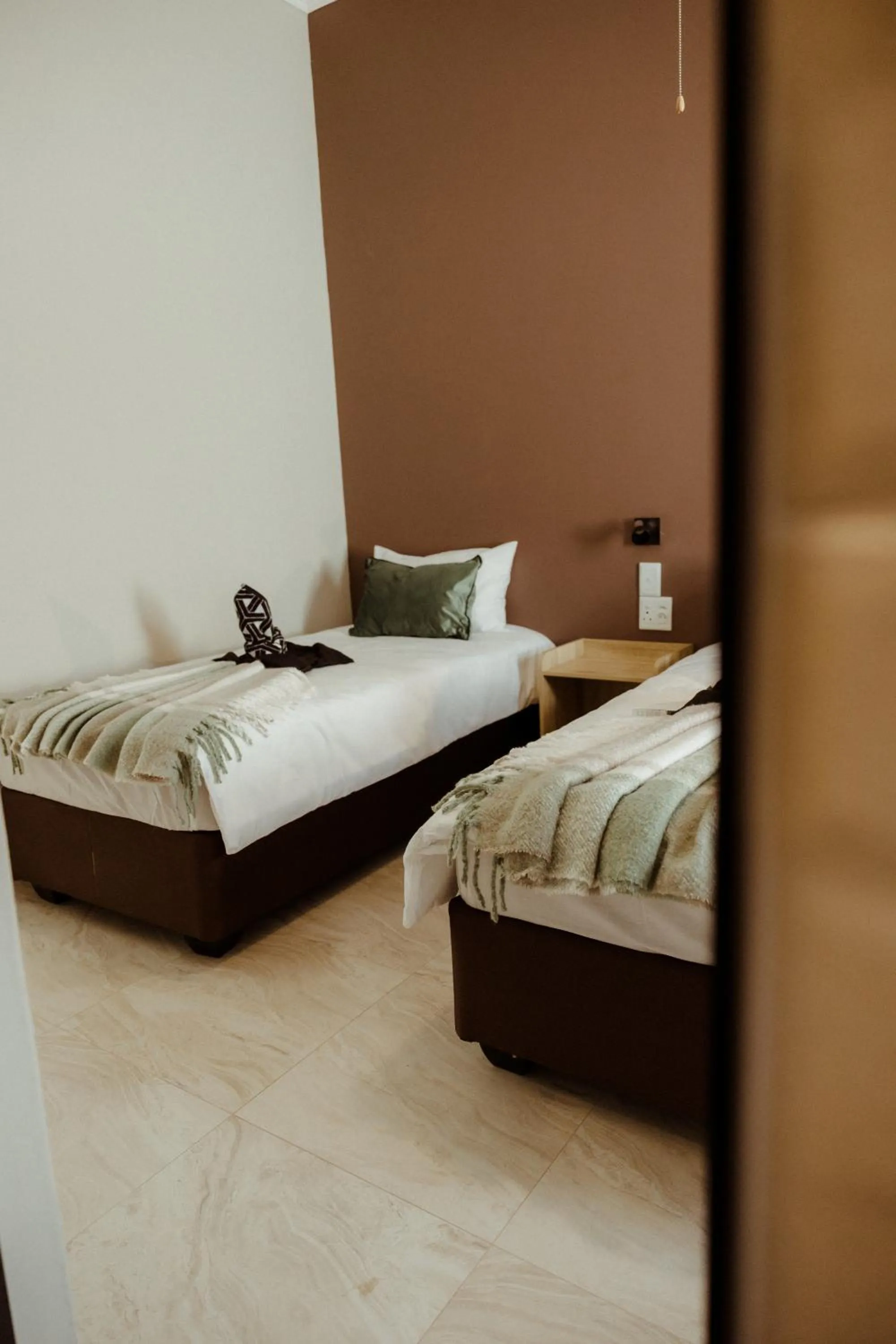 Bed in Out of Africa Town Lodge