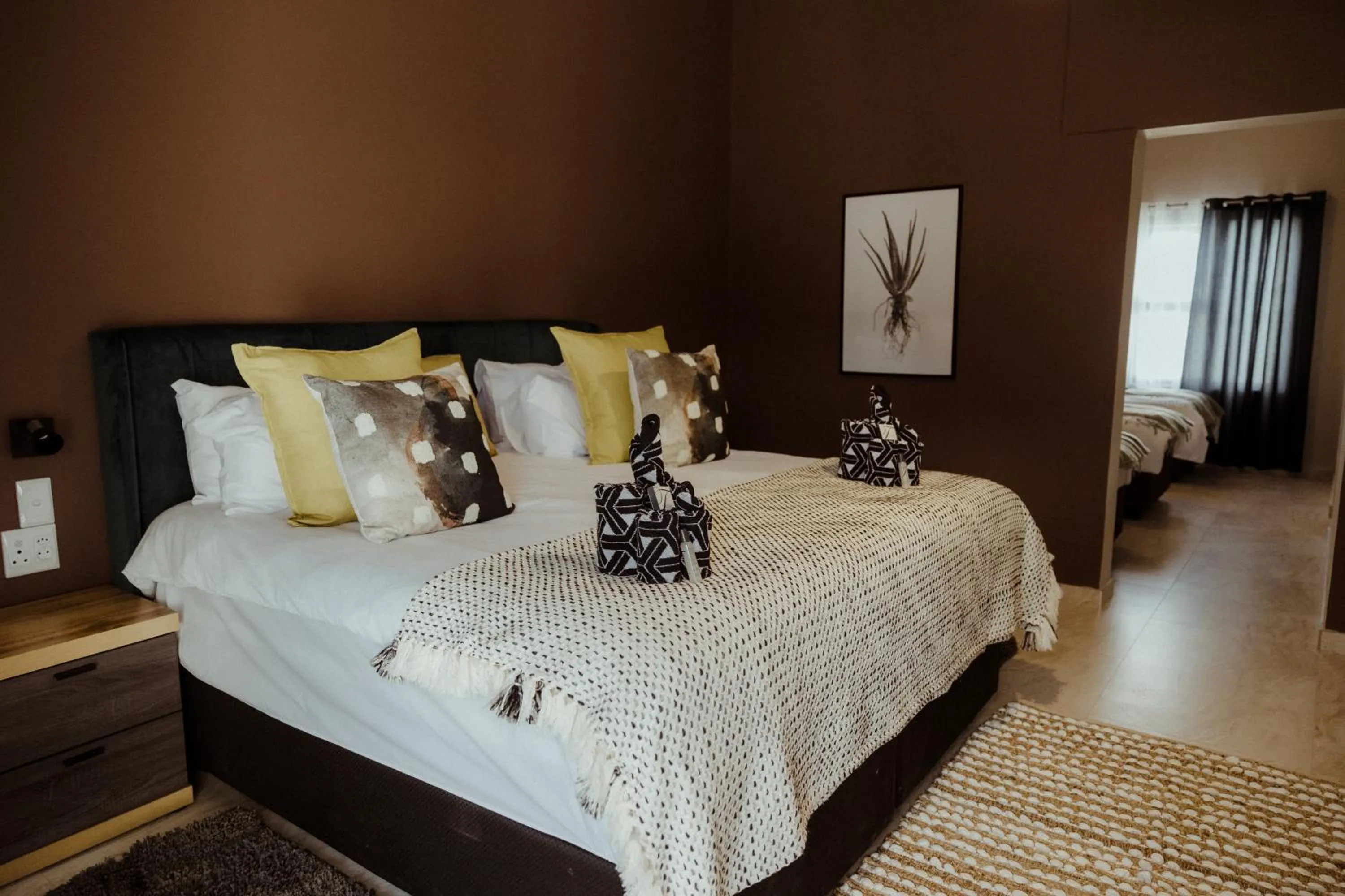 Bed in Out of Africa Town Lodge