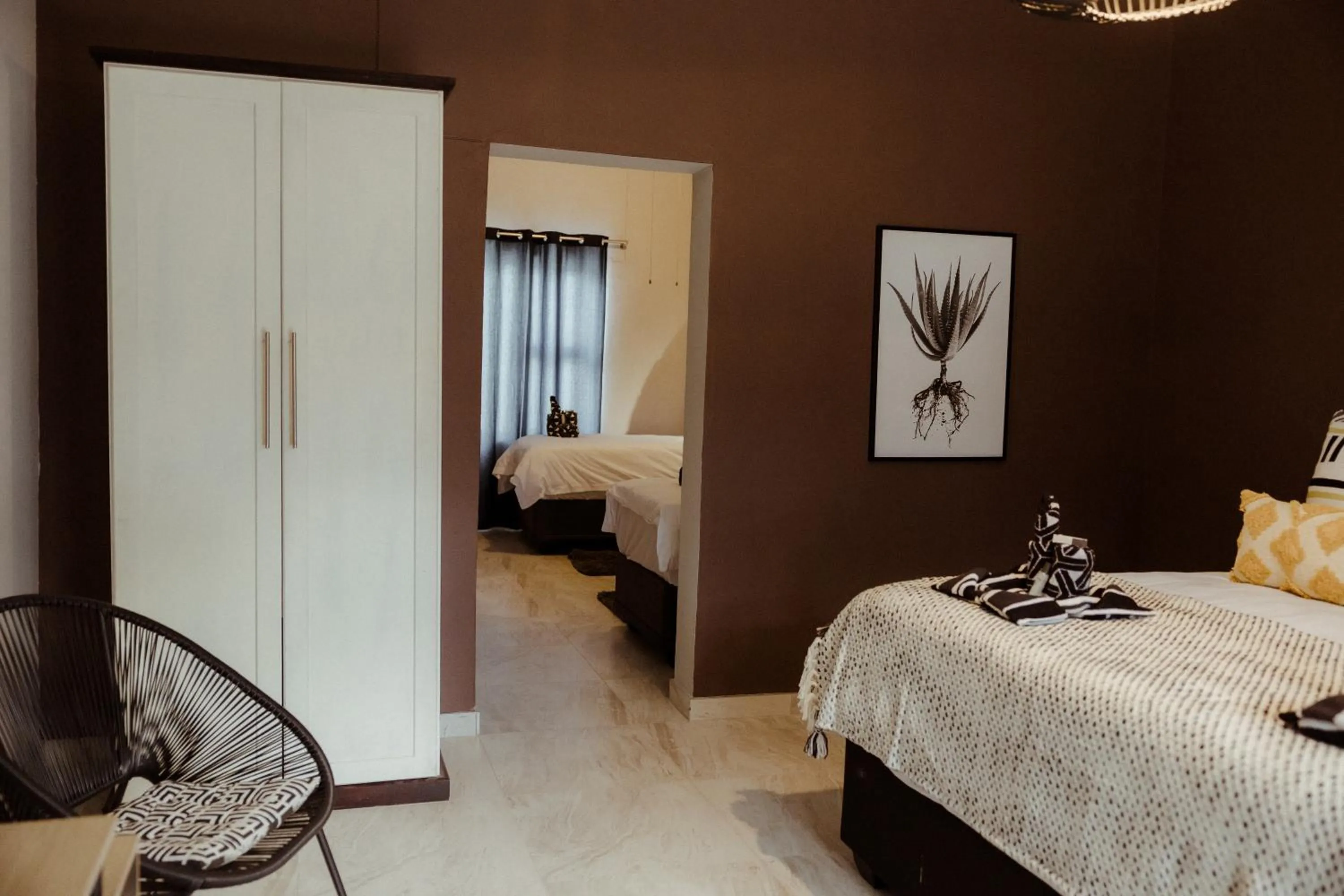 Bed in Out of Africa Town Lodge