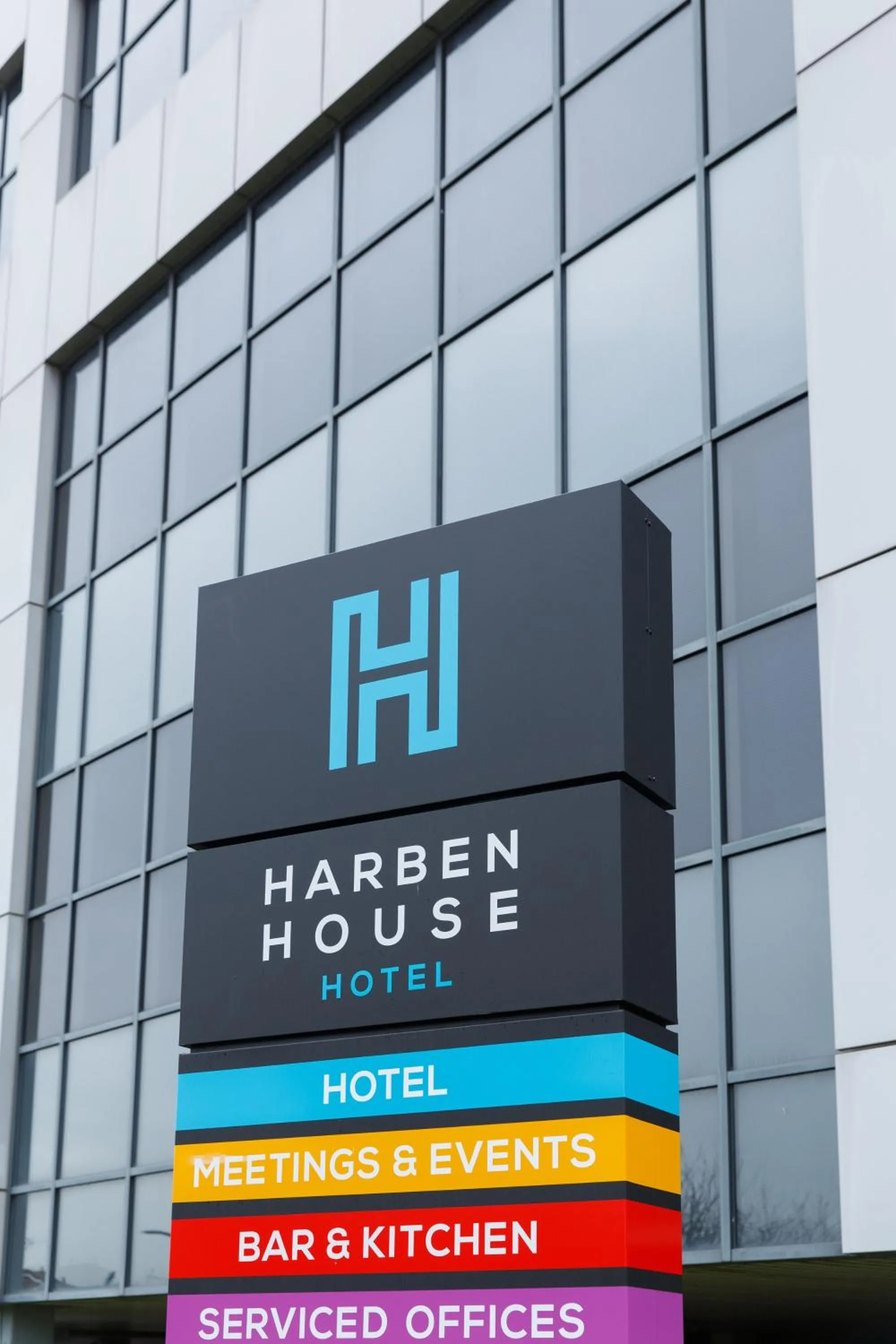 Facade/entrance in Harben House