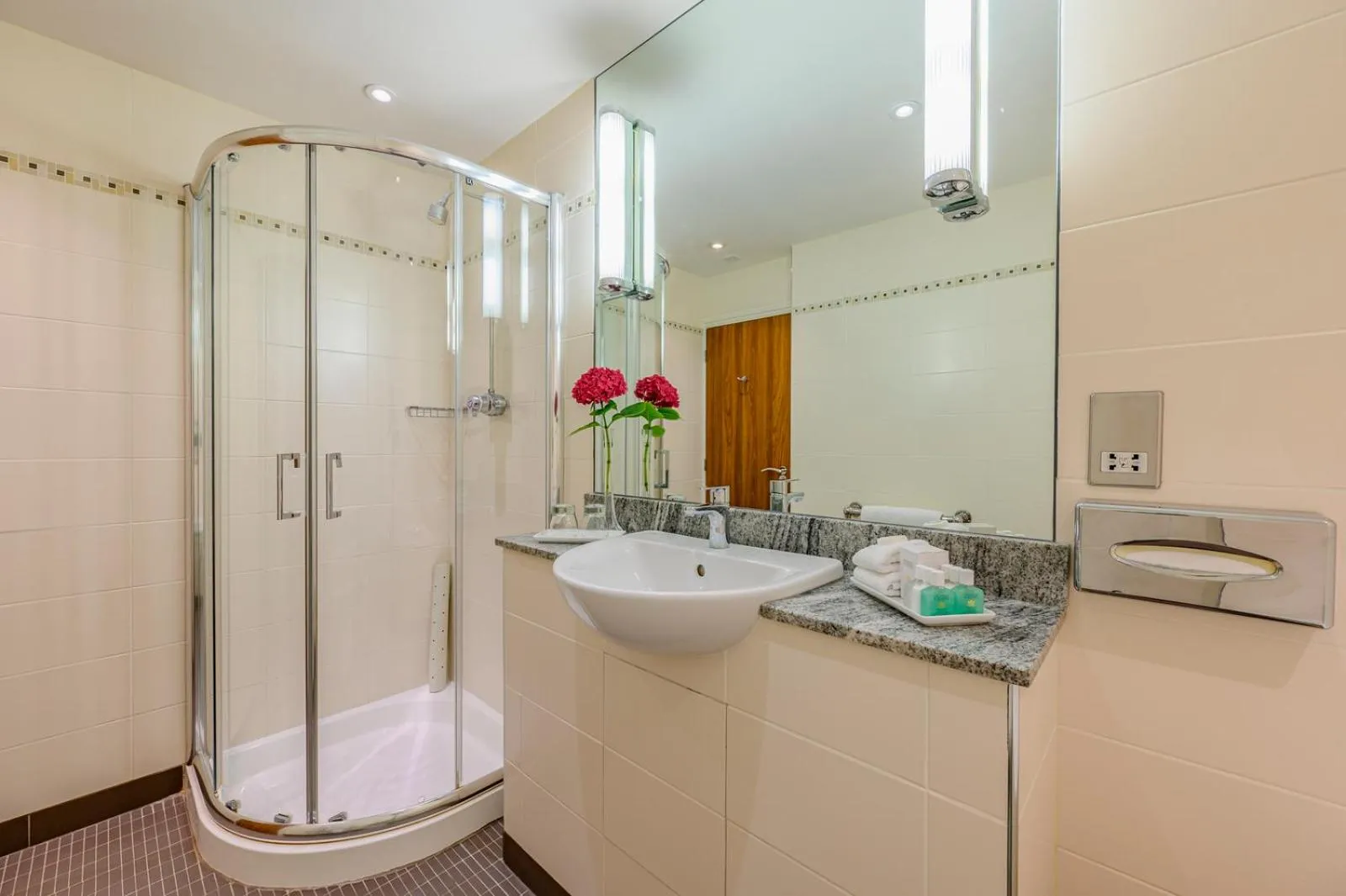 Shower in The Bull Hotel; Sure Hotel Collection by Best Western