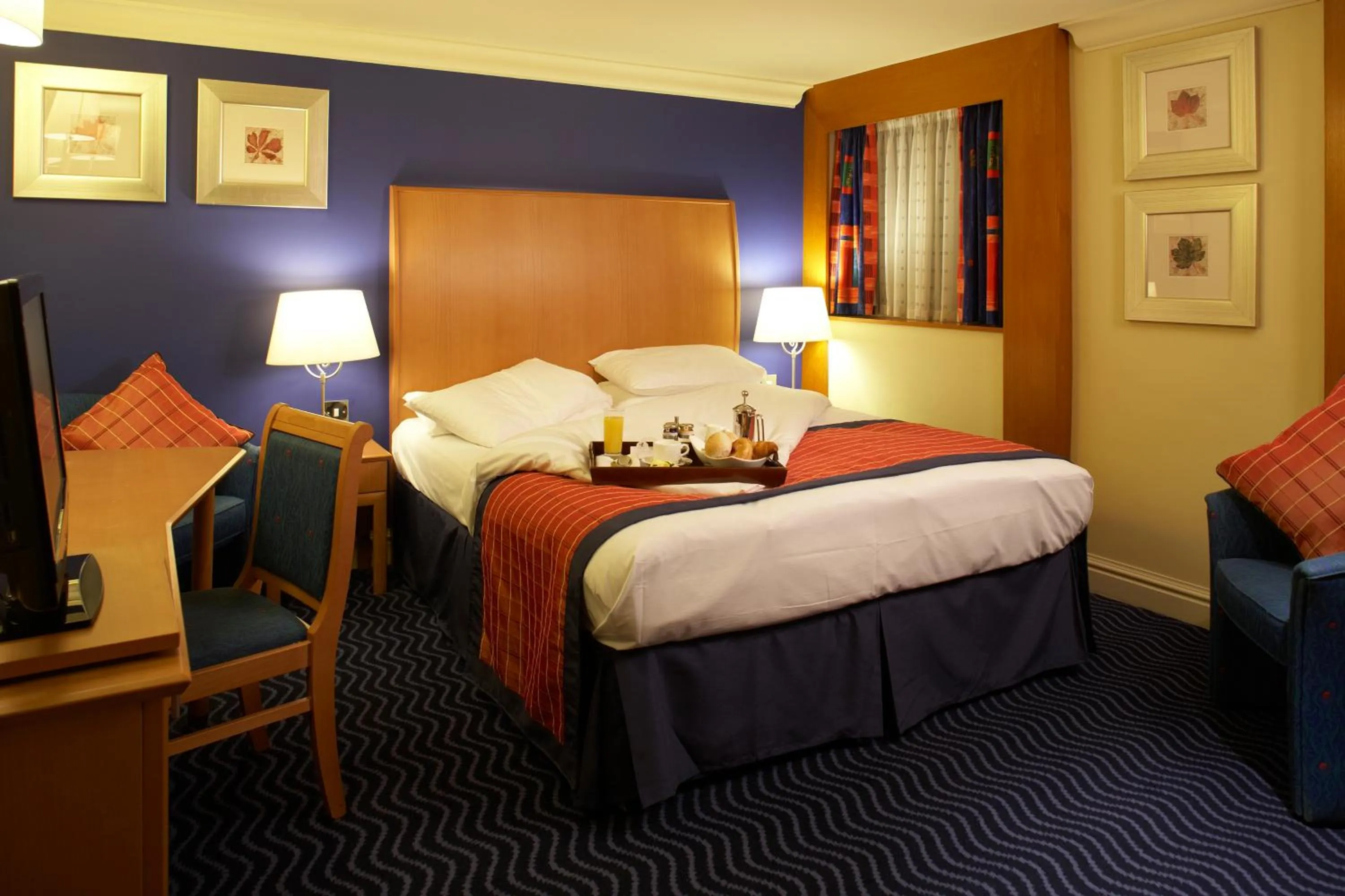 Bed in The Bull Hotel; Sure Hotel Collection by Best Western