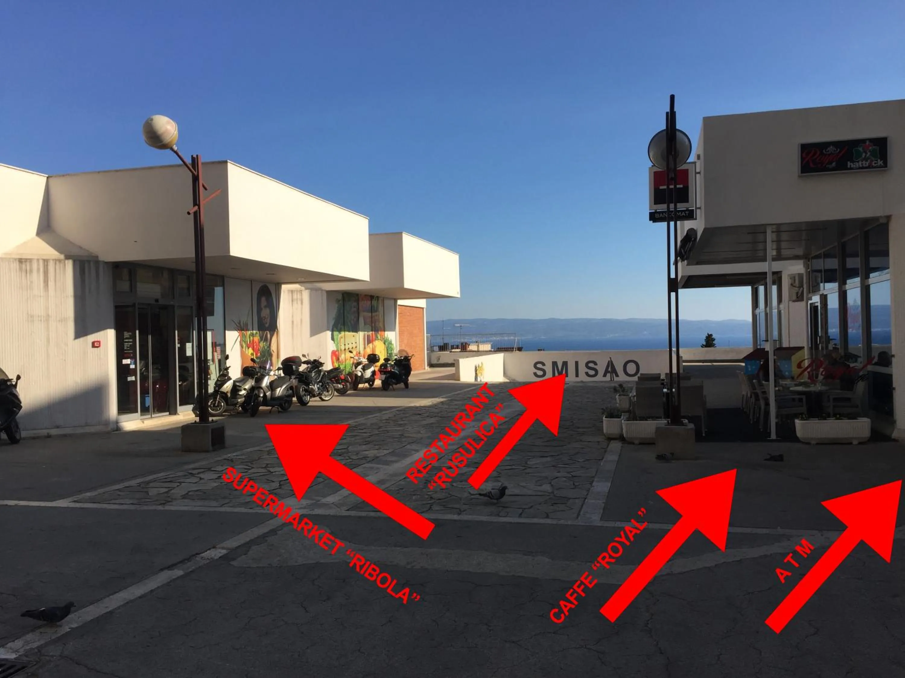 Restaurant/places to eat in FM Apartments