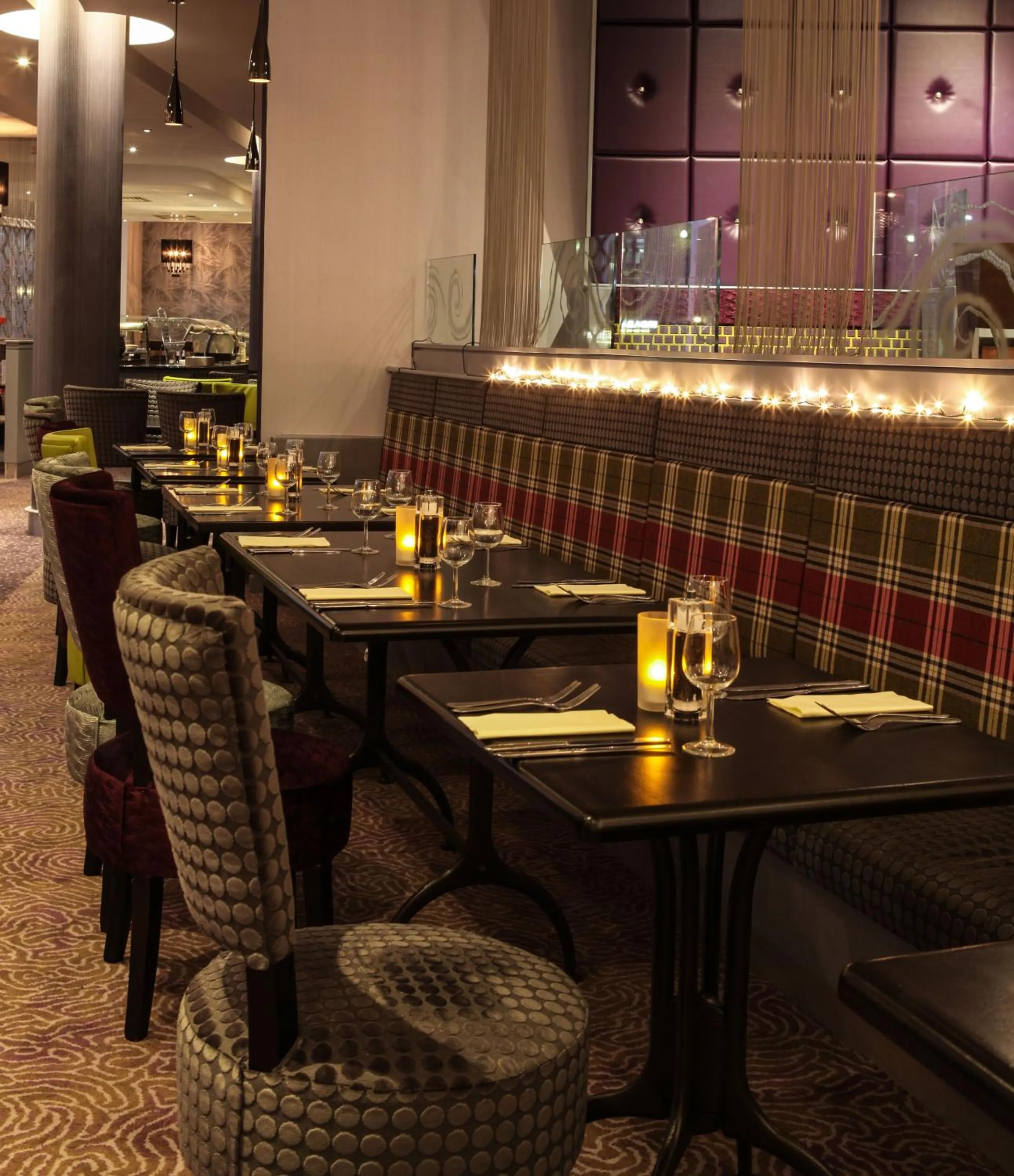 Restaurant/places to eat in Leonardo Hotel Leeds