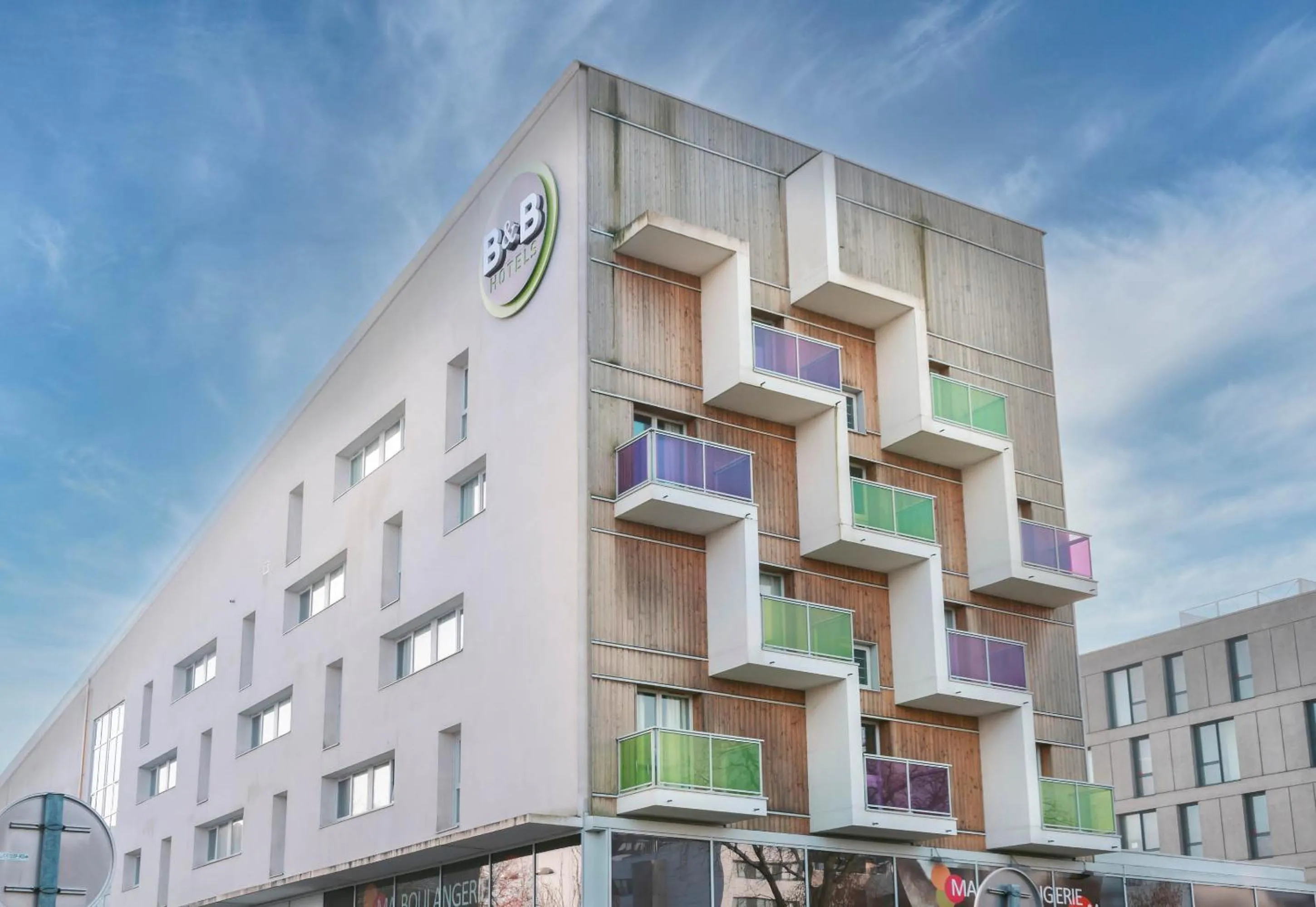 Property building in B&B HOTEL Saint-Nazaire Pornichet