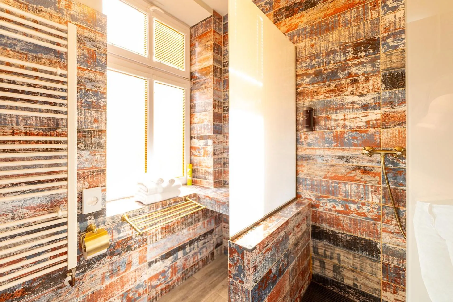 Shower in Padre Boutique Hotel