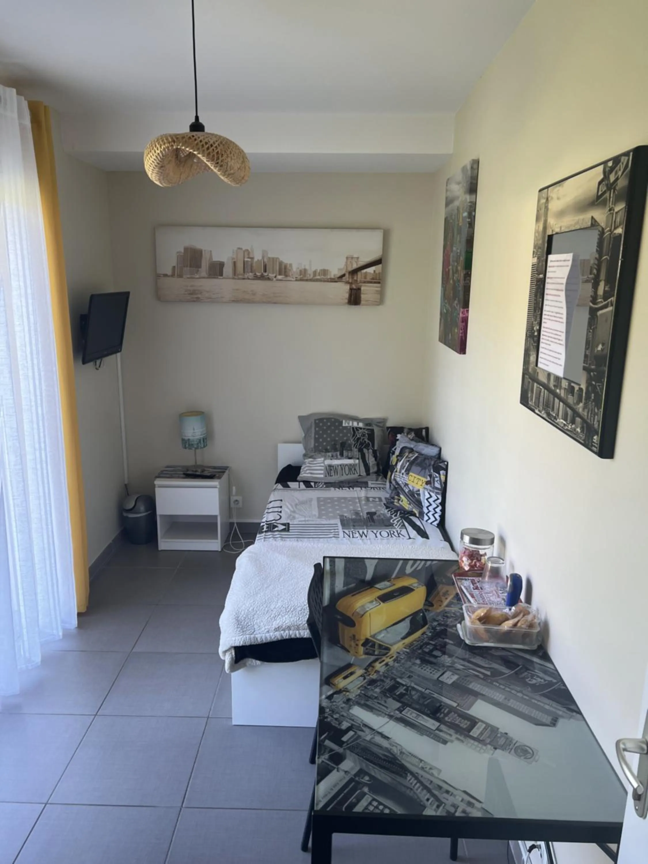 Bedroom, Bed in Chez Christiane Et Gerard