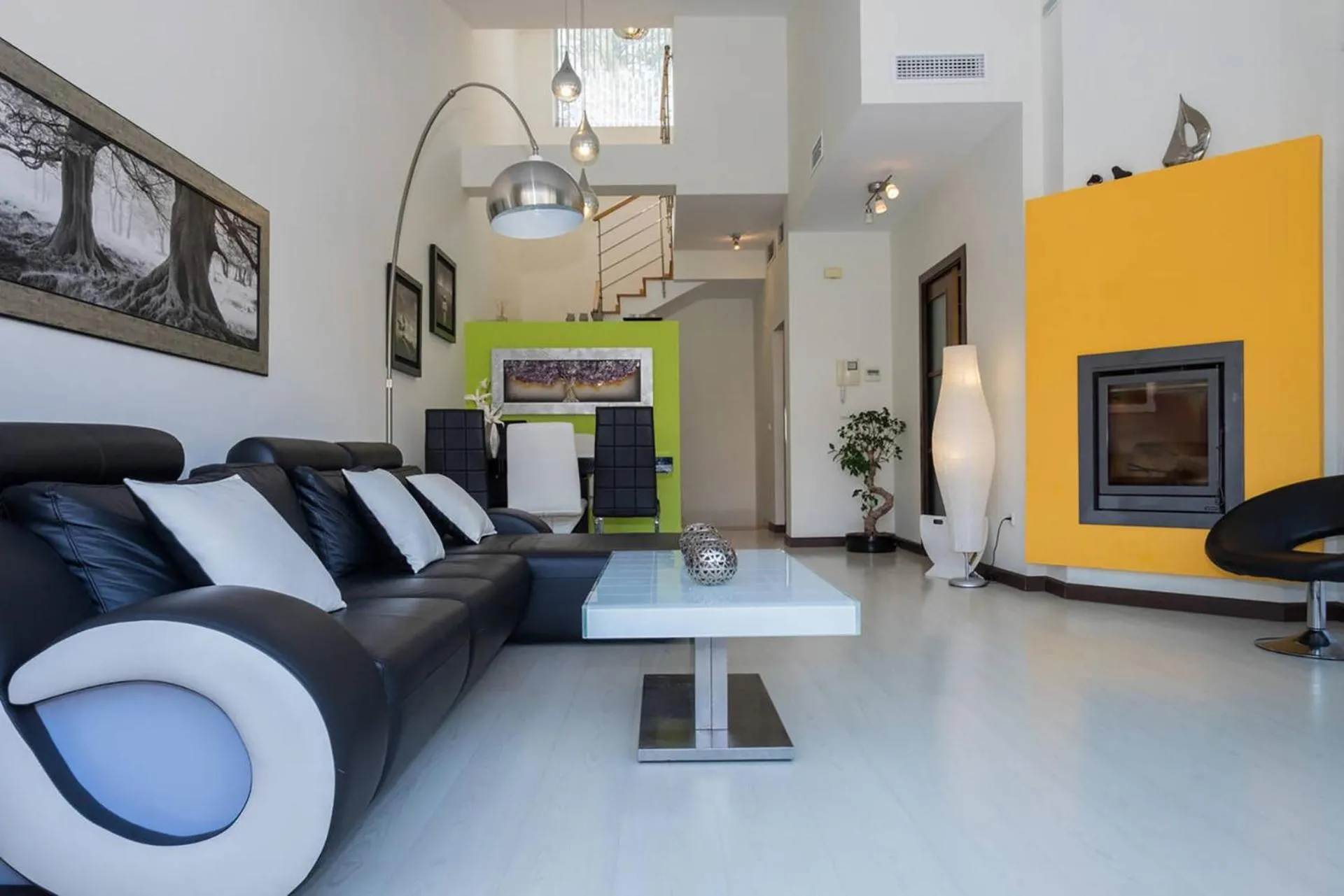 Communal lounge/ TV room in Cielos de Cotobro