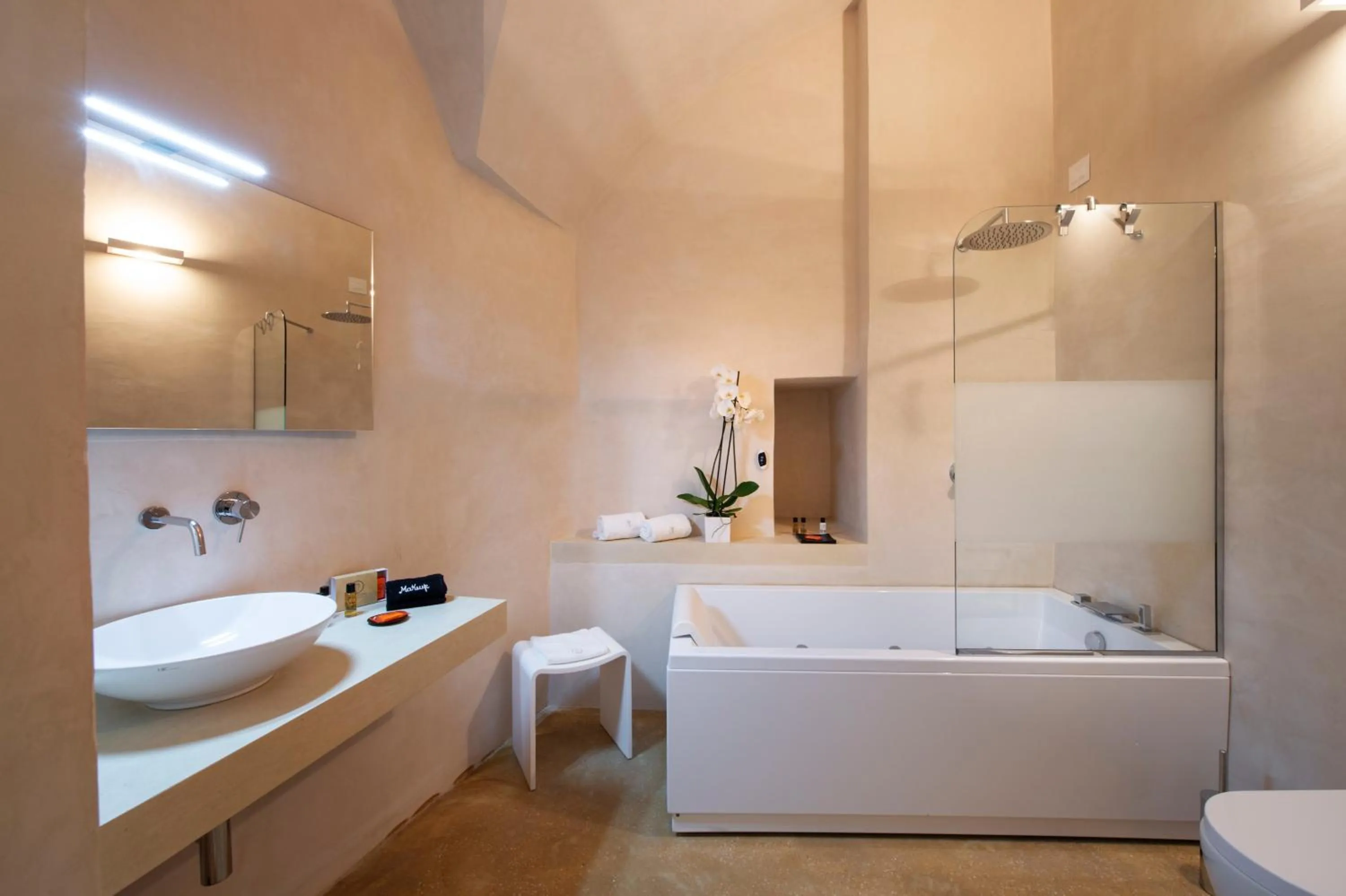 Shower in I Bastioni San Domenico - Boutique Hotel