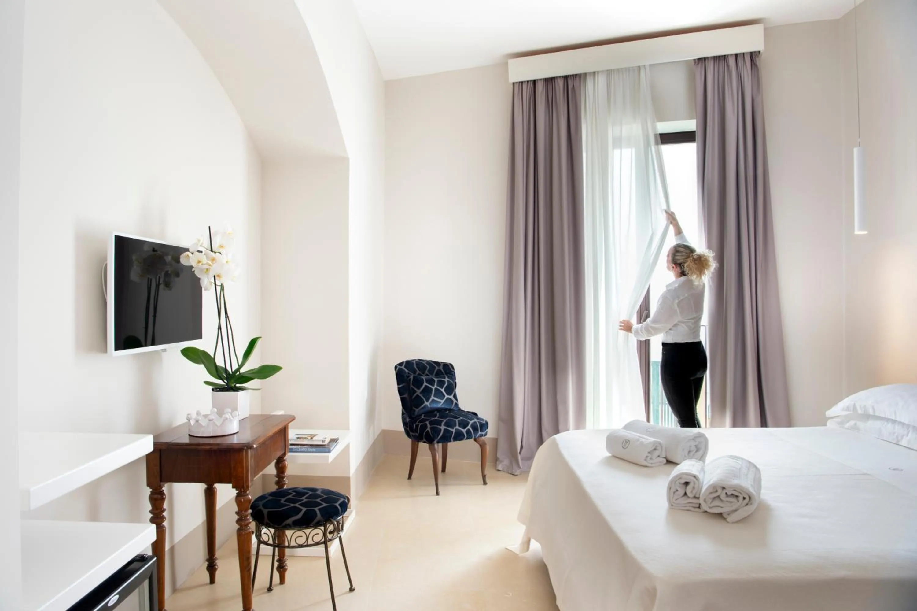 Staff, Bed in I Bastioni San Domenico - Boutique Hotel