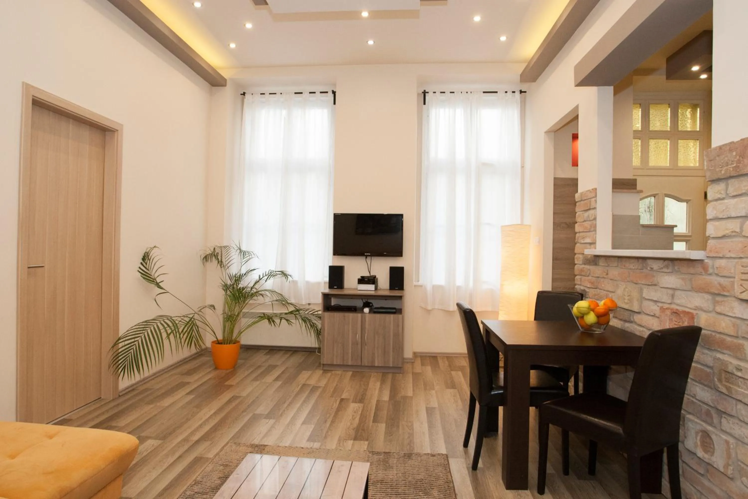Dominique apartment