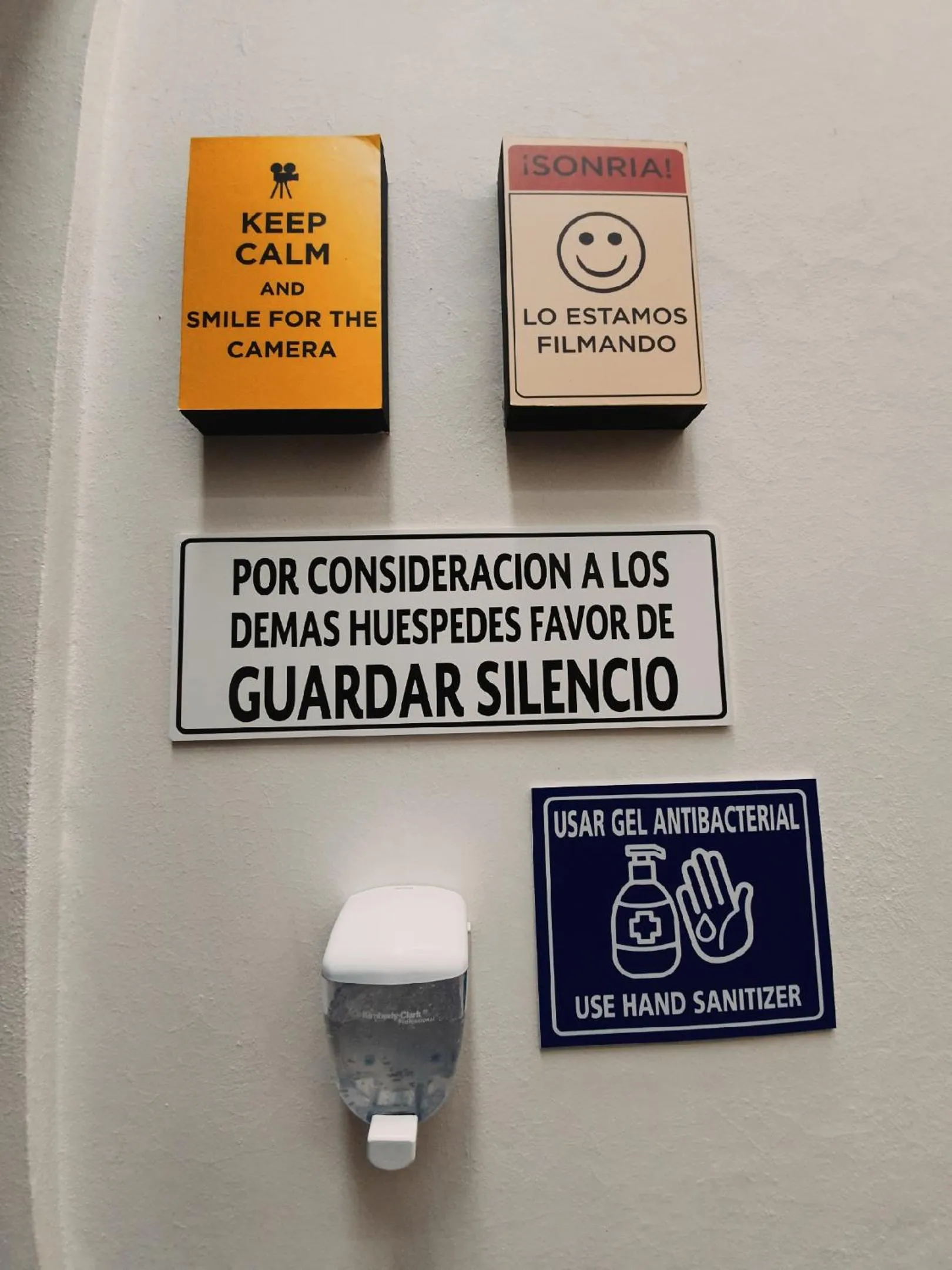 shuttle in Punto Madero Hotel & Plaza