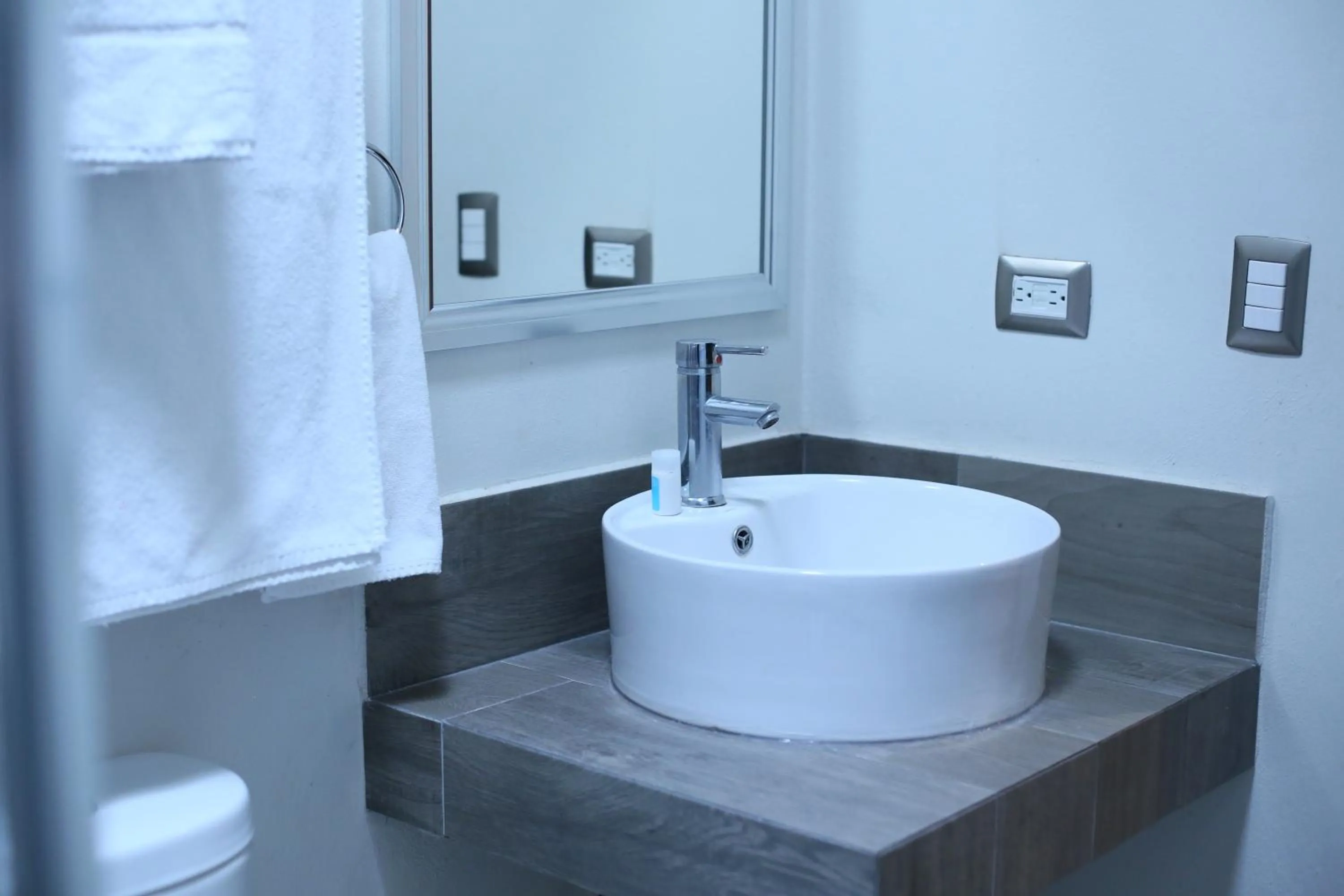 Bathroom in Punto Madero Hotel & Plaza