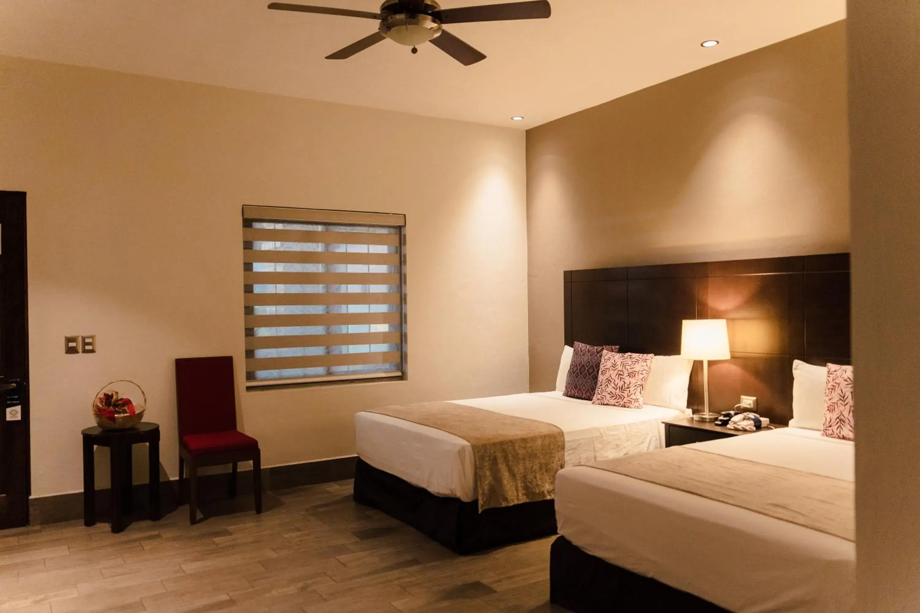 Twin Room in Punto Madero Hotel & Plaza Twin Room in Punto Madero Hotel & Plaza