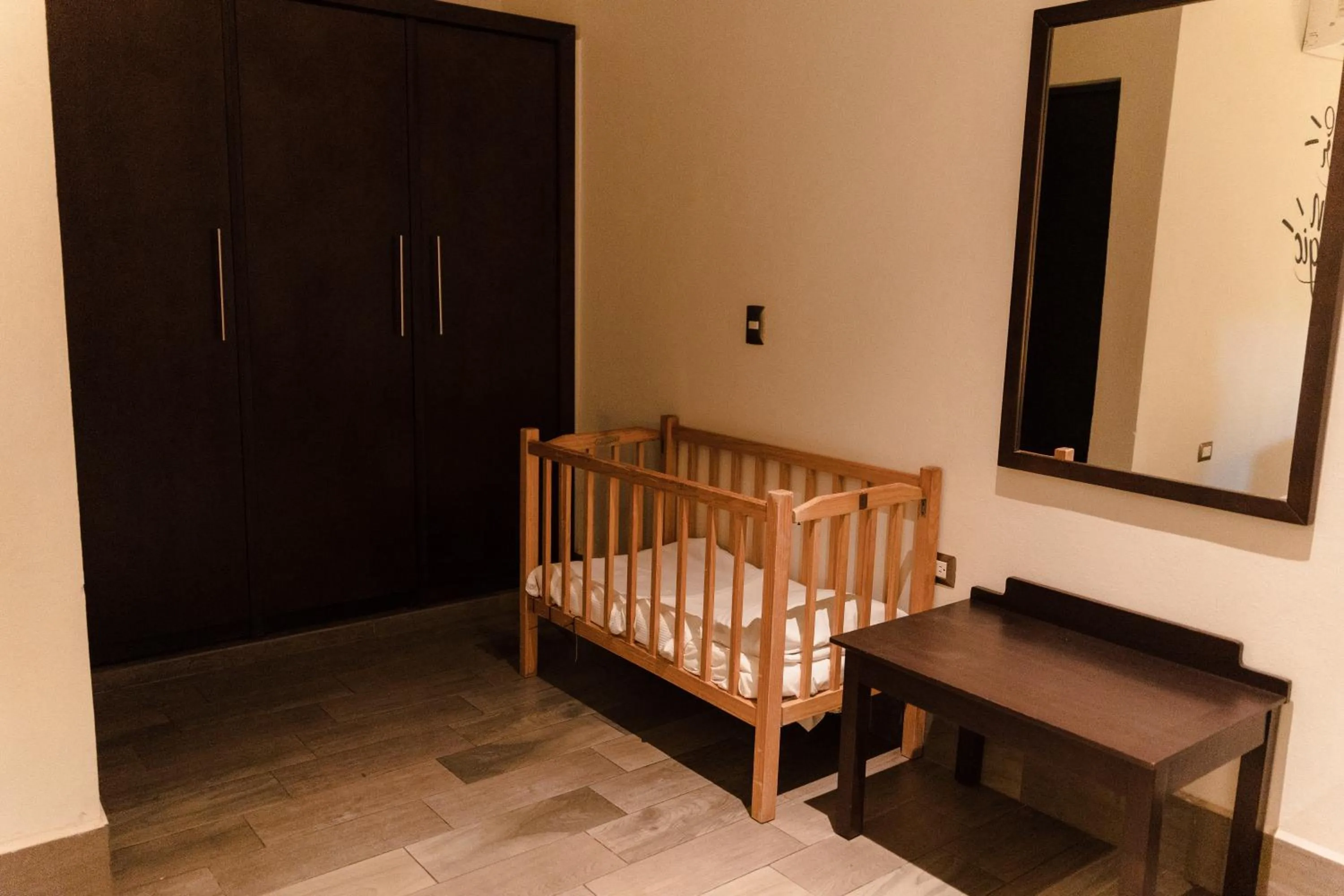 cot in Punto Madero Hotel & Plaza