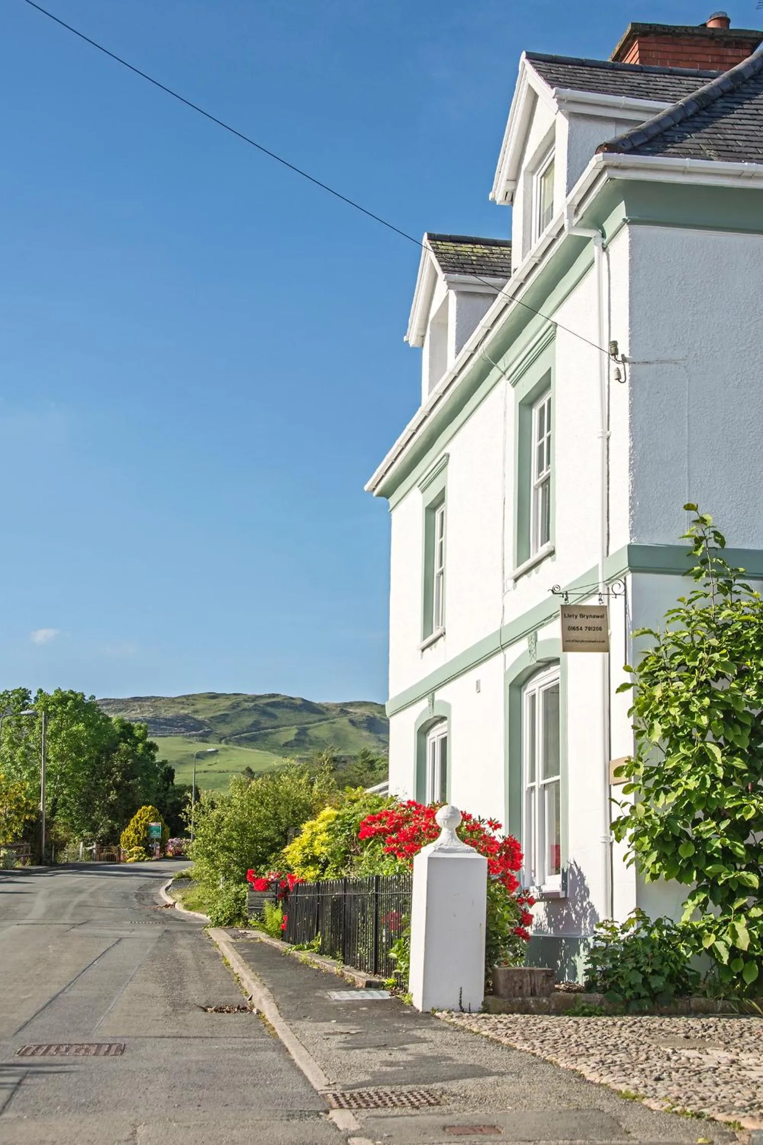 Property building in Llety Brynawel Guest House