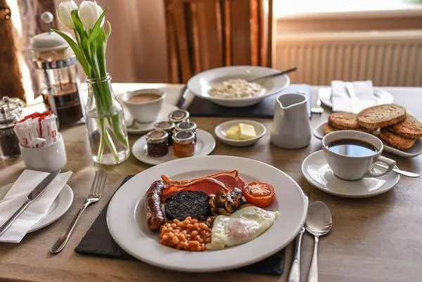 English/Irish breakfast in Llety Brynawel Guest House